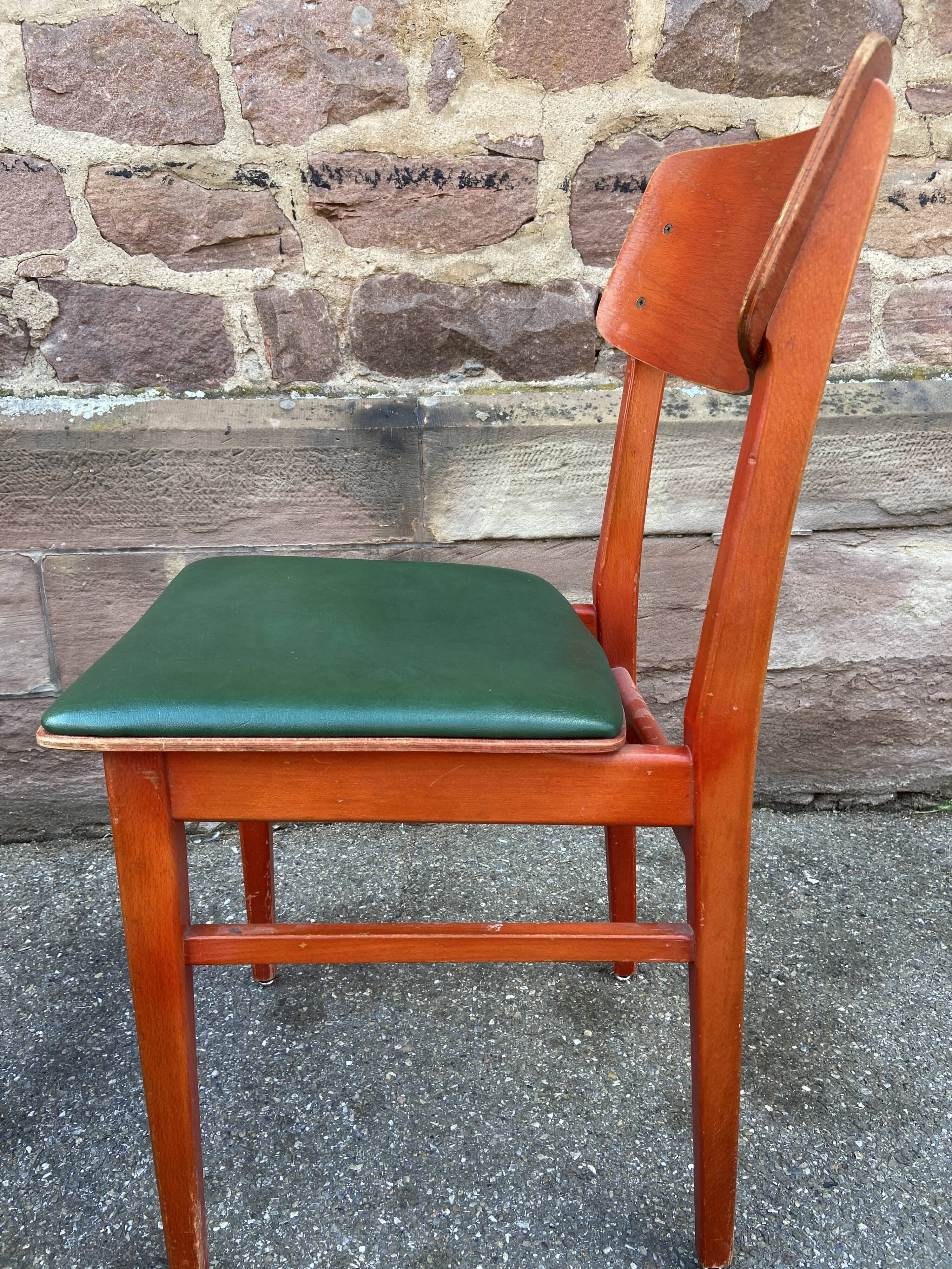 4 Vintage chairs of Restaurant bistro skai simili leather