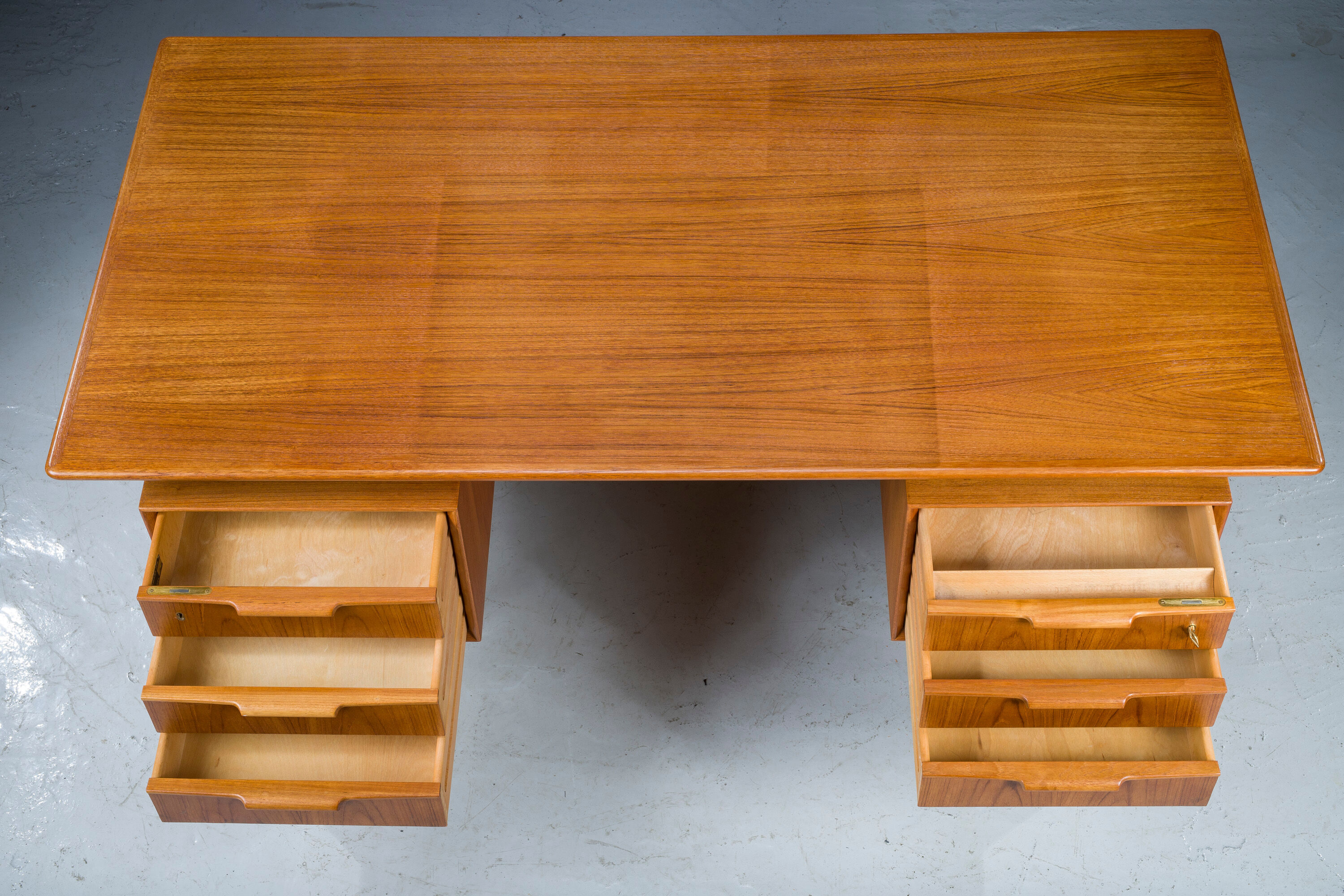 Teak 75 desk from Omann Jun, 1960s