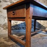 Rustic old oak table – Early 19th century