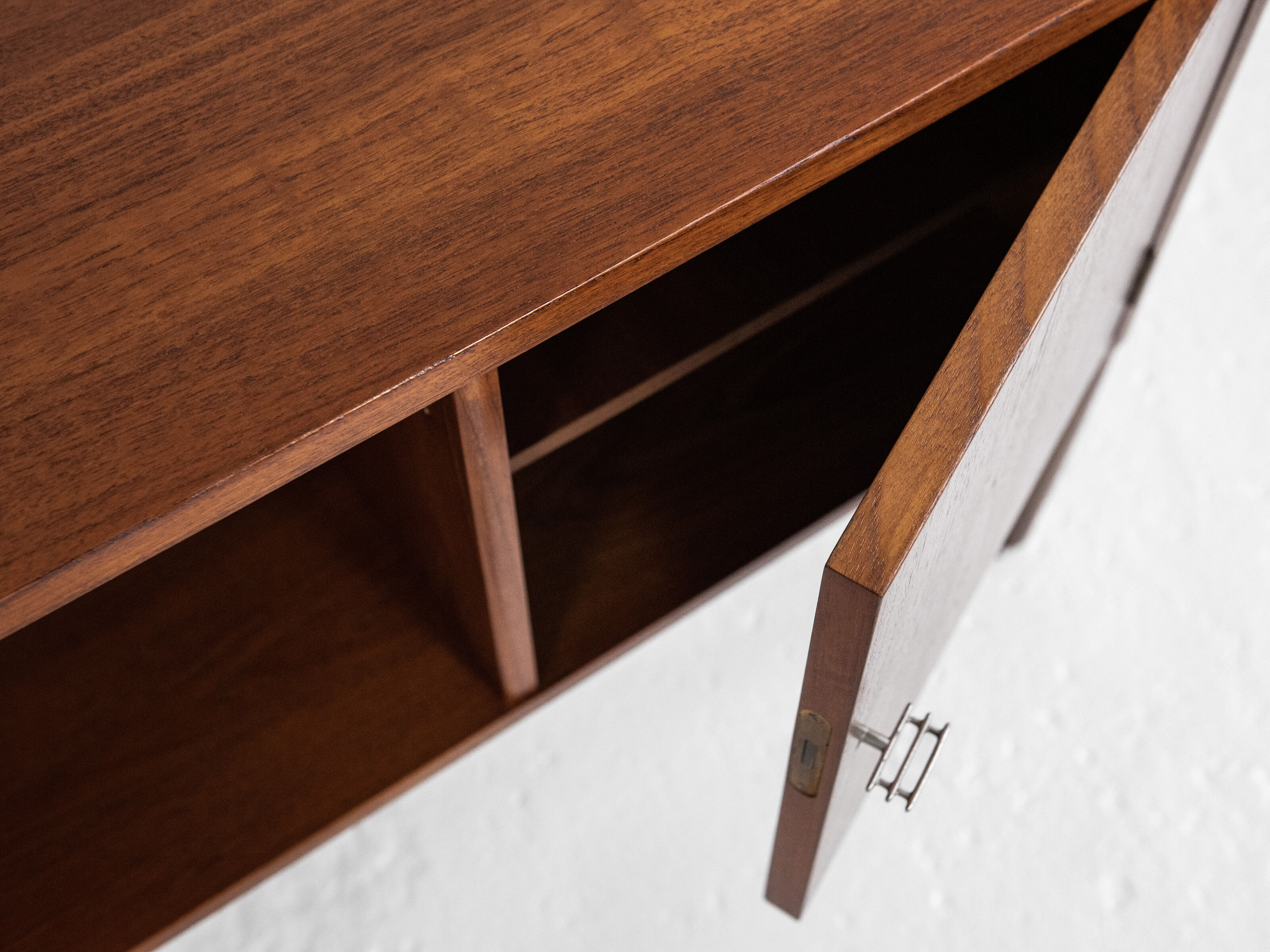 Midcentury Danish desk in teak by Arne Vodder for HP Hansen 1960s