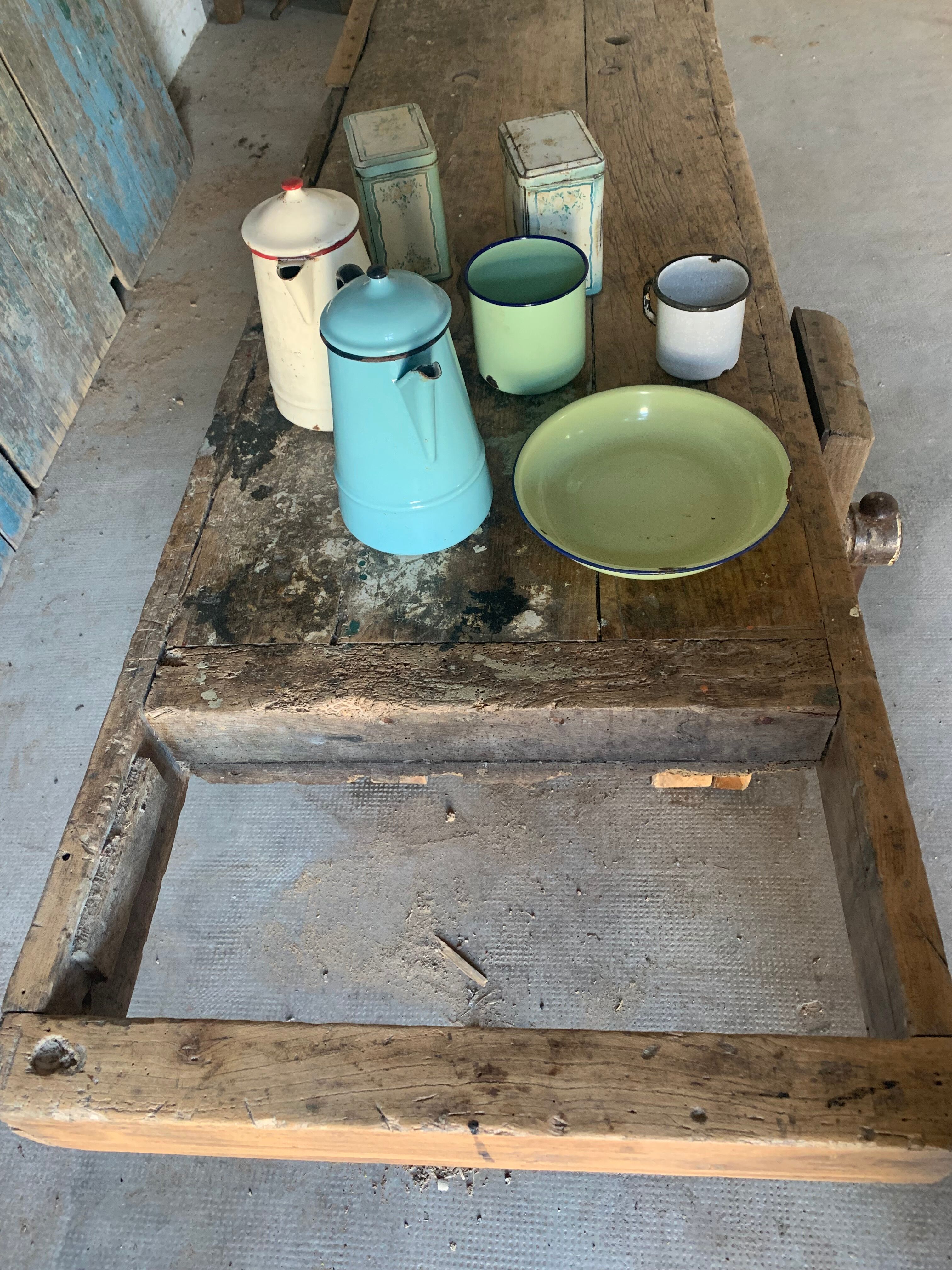 Carpenter's establishment