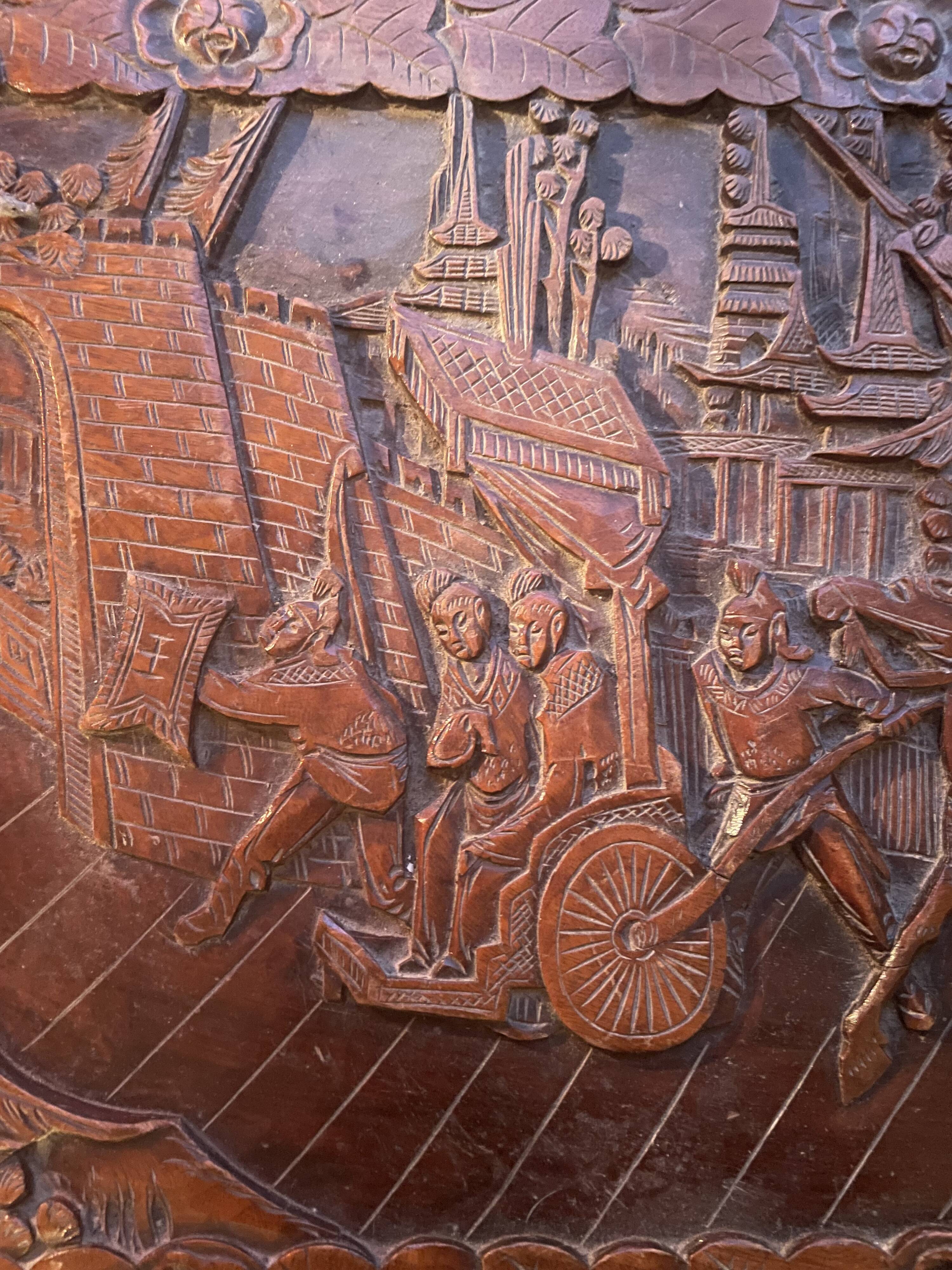 Asian carved mallet, made of camphor wood, from Hong Kong 100 X 52 X 60 cm