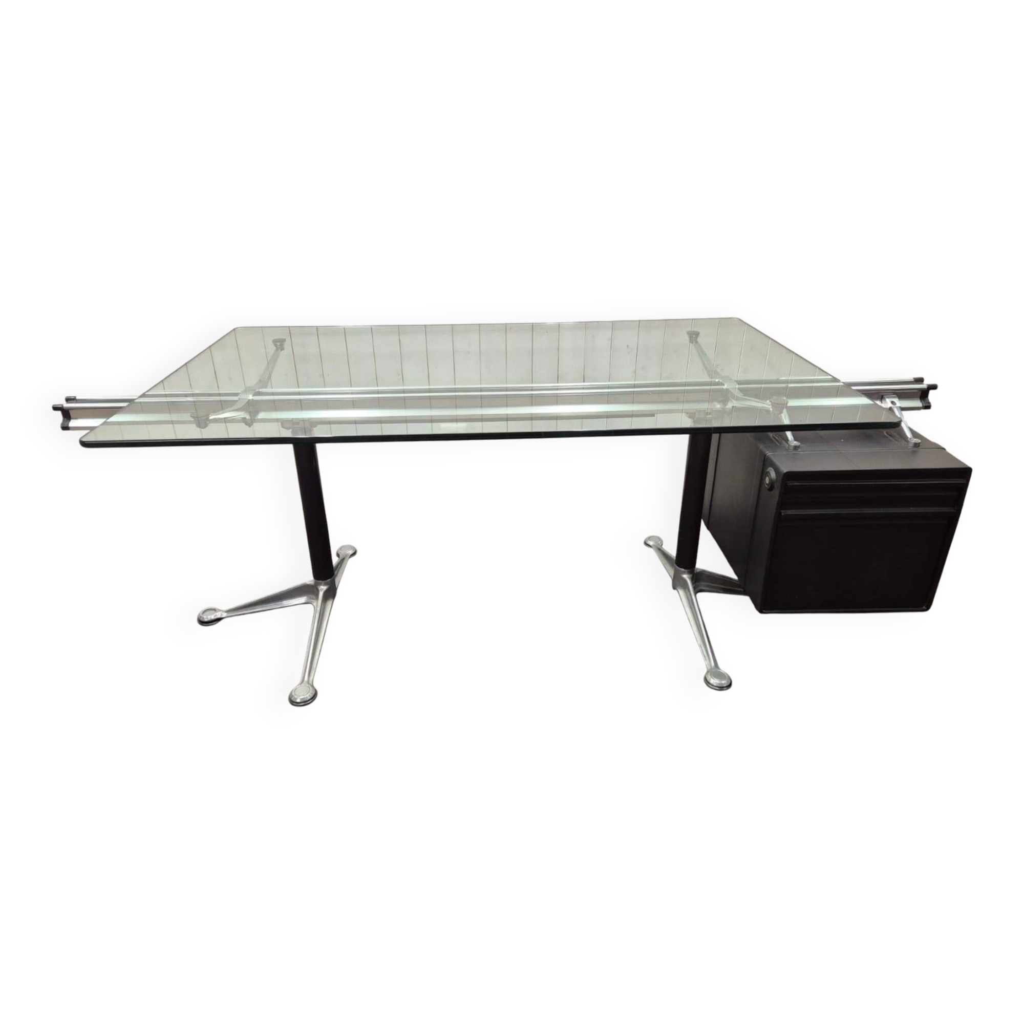 Bureau Herman Miller