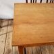 Table en bois vintage