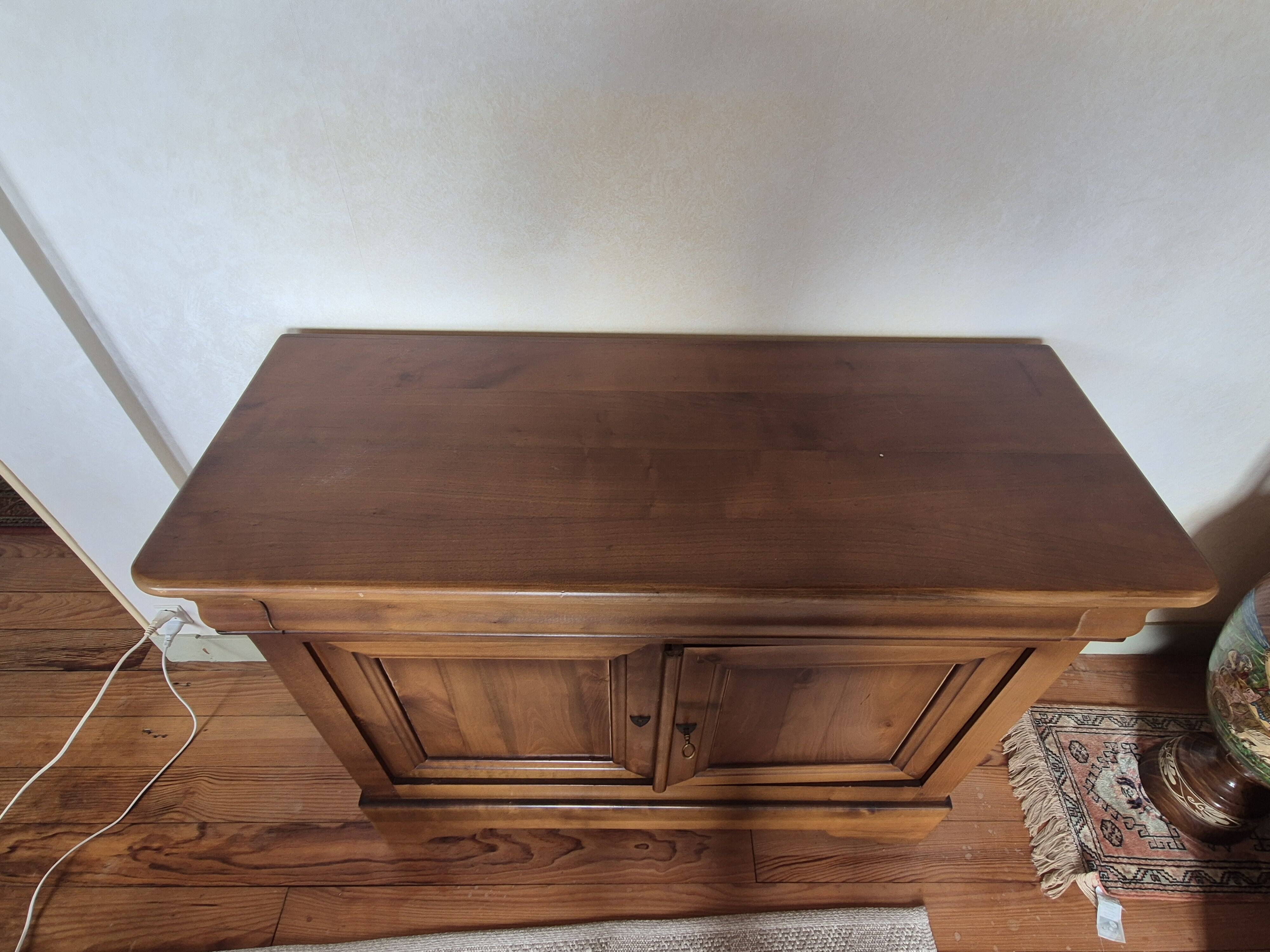 Buffet en bois massif