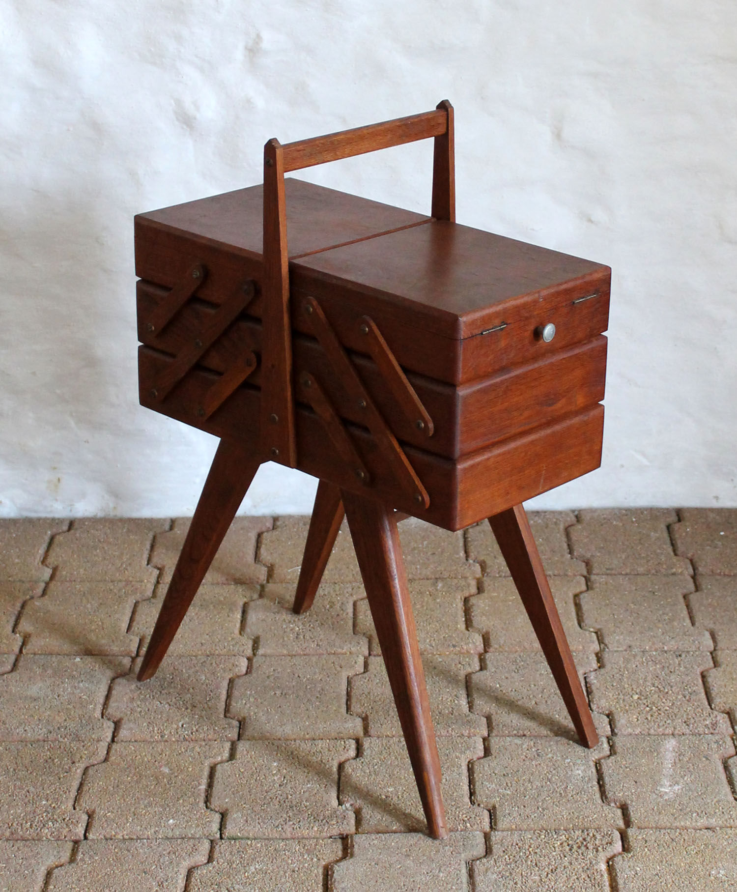Travailleuse en bois années 50