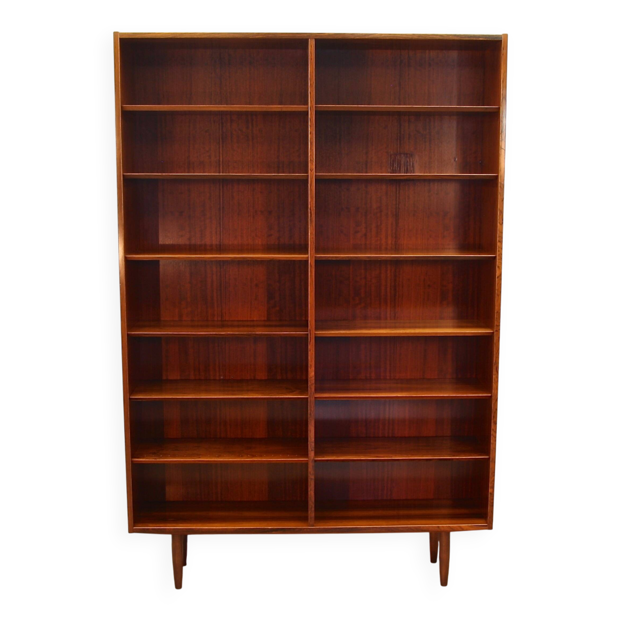Bibliothèque danoise en palissandre par Poul Hundevad pour Gunni Omann, années 1970.