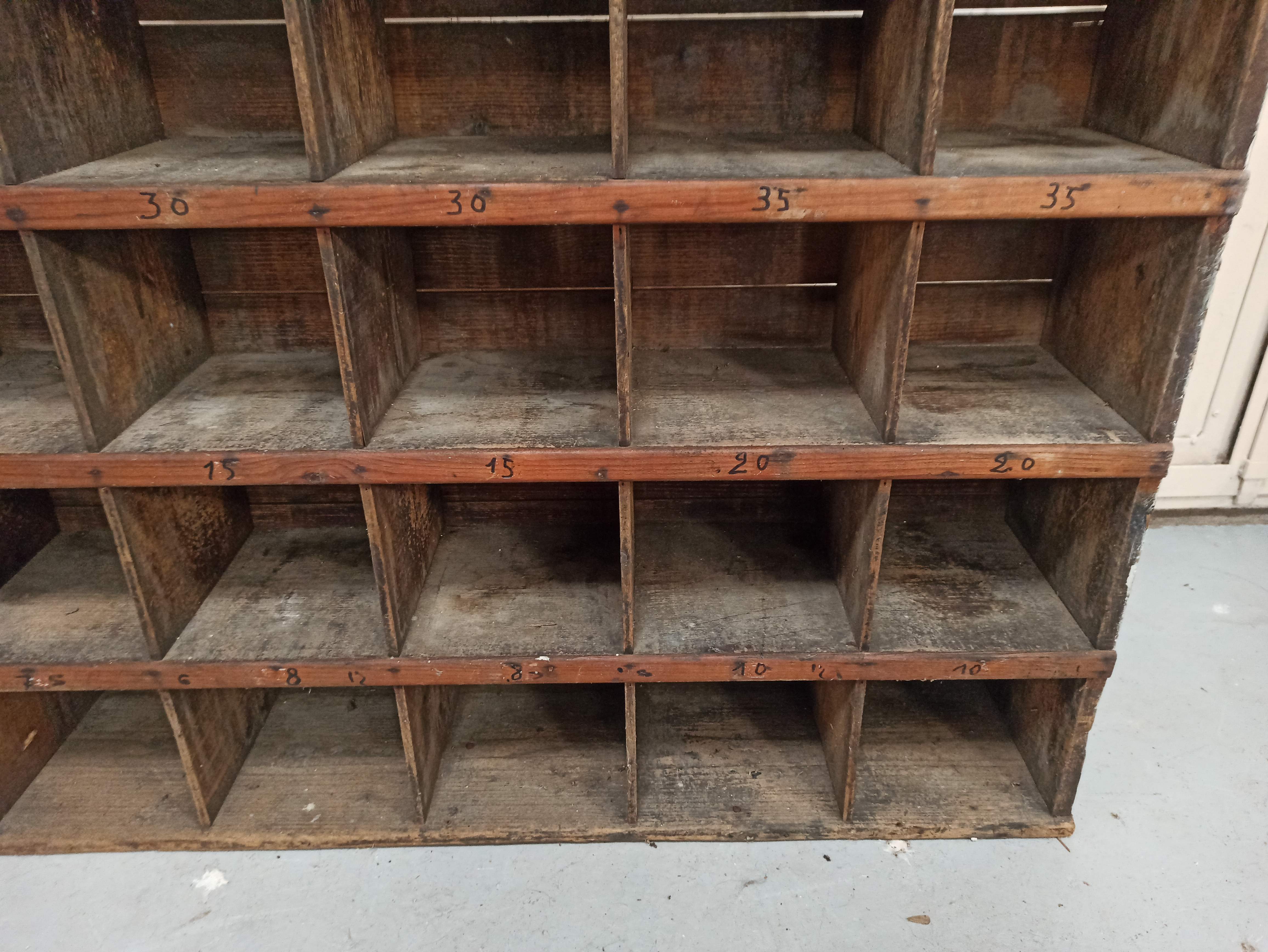 Duo of trade furniture sorting of the post shelf storage