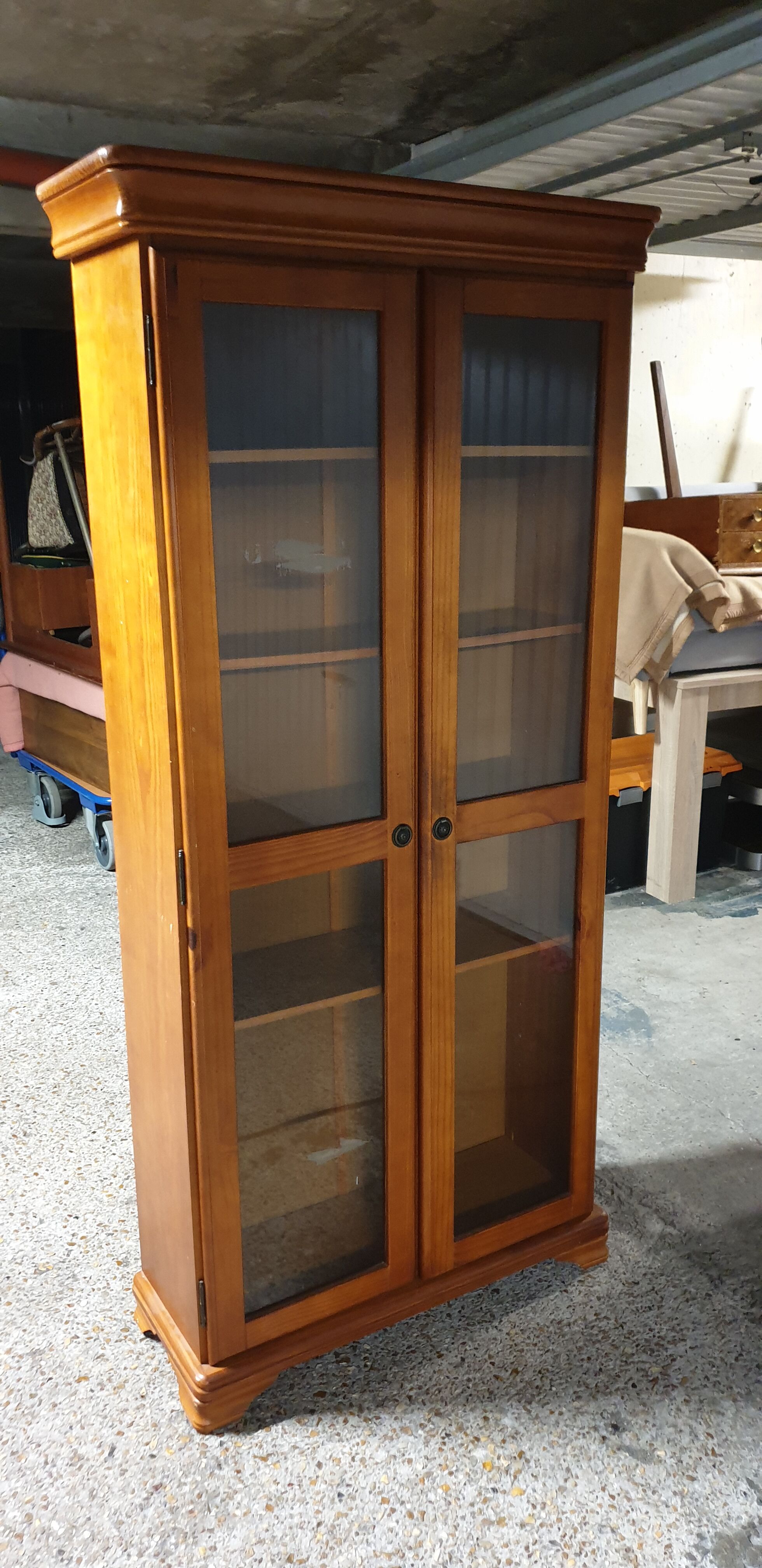 Louis Philippe showcase library