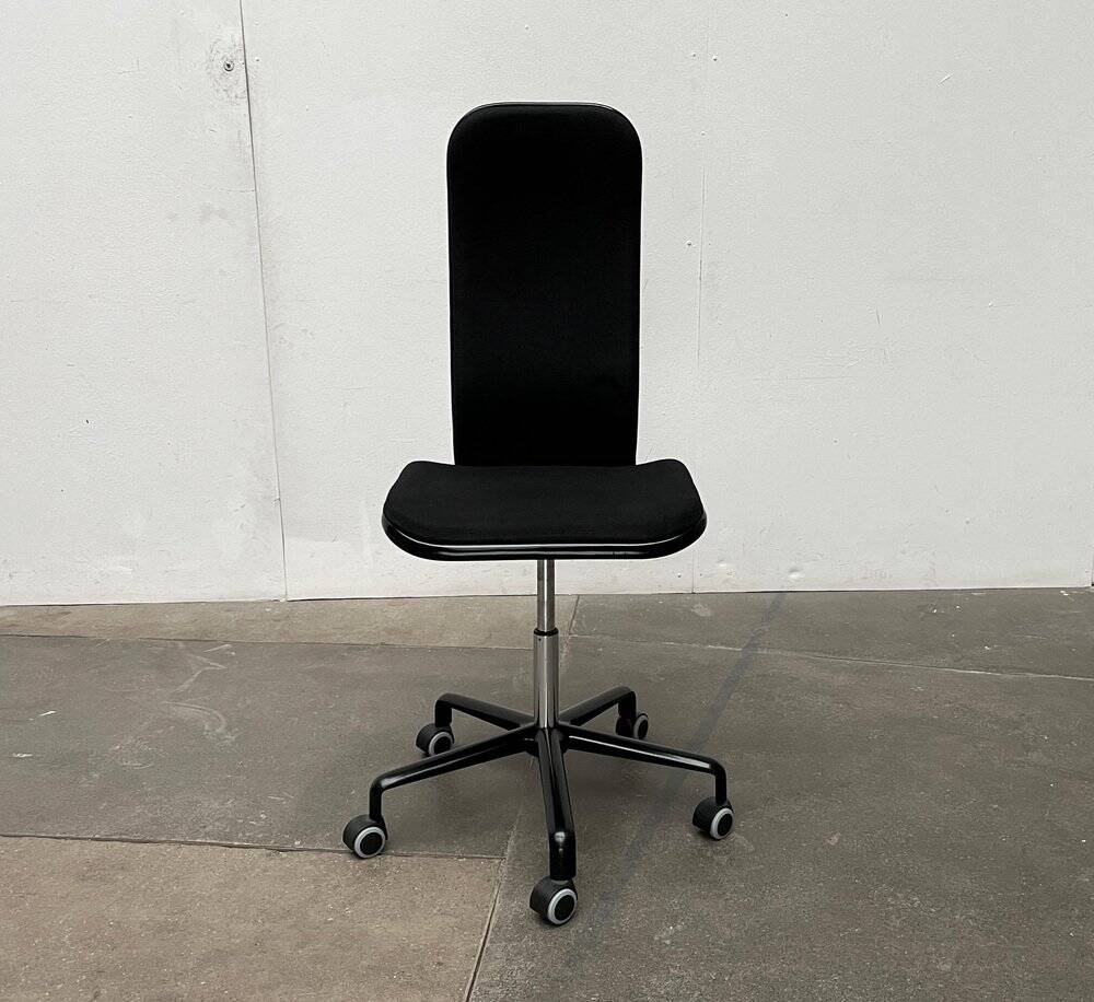 Vintage swivel office chair Supporto Series by Frederick Scott for Hille, 1970s