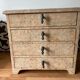 Mini mosaic stone commode
