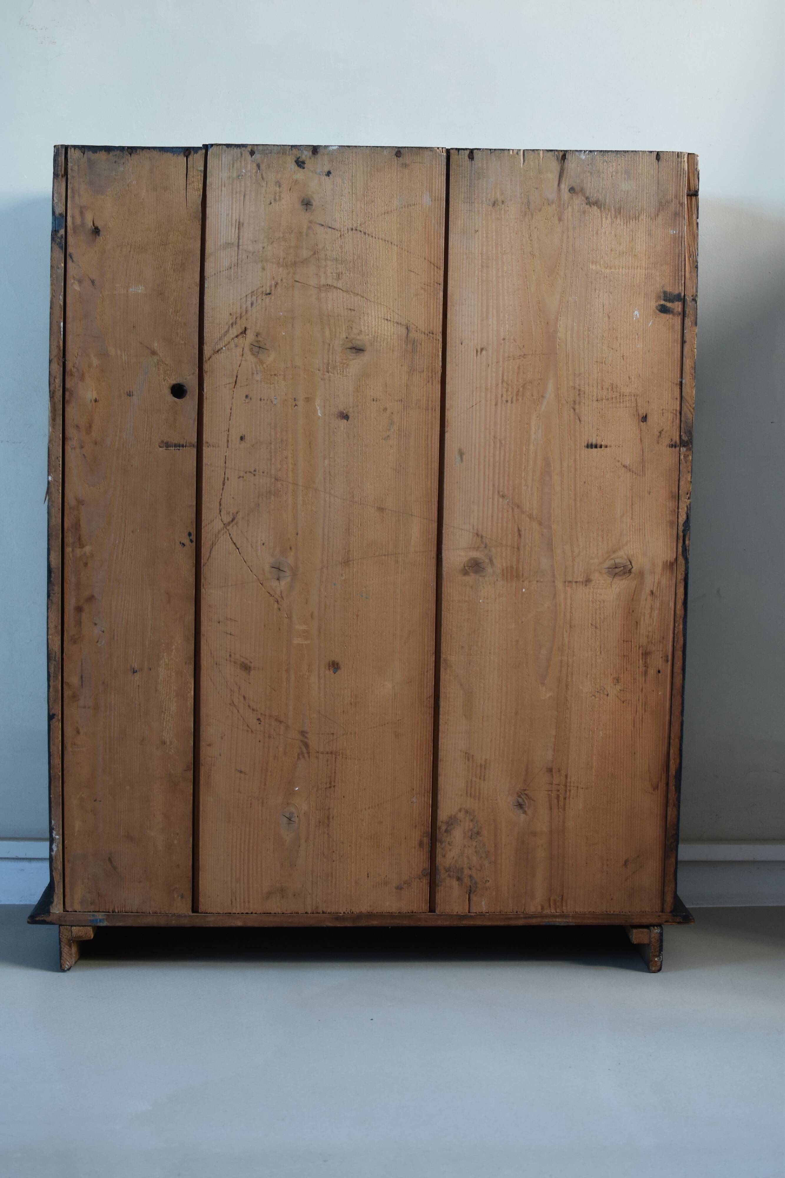 Bibliothèque, meuble de rangement en bois noir
