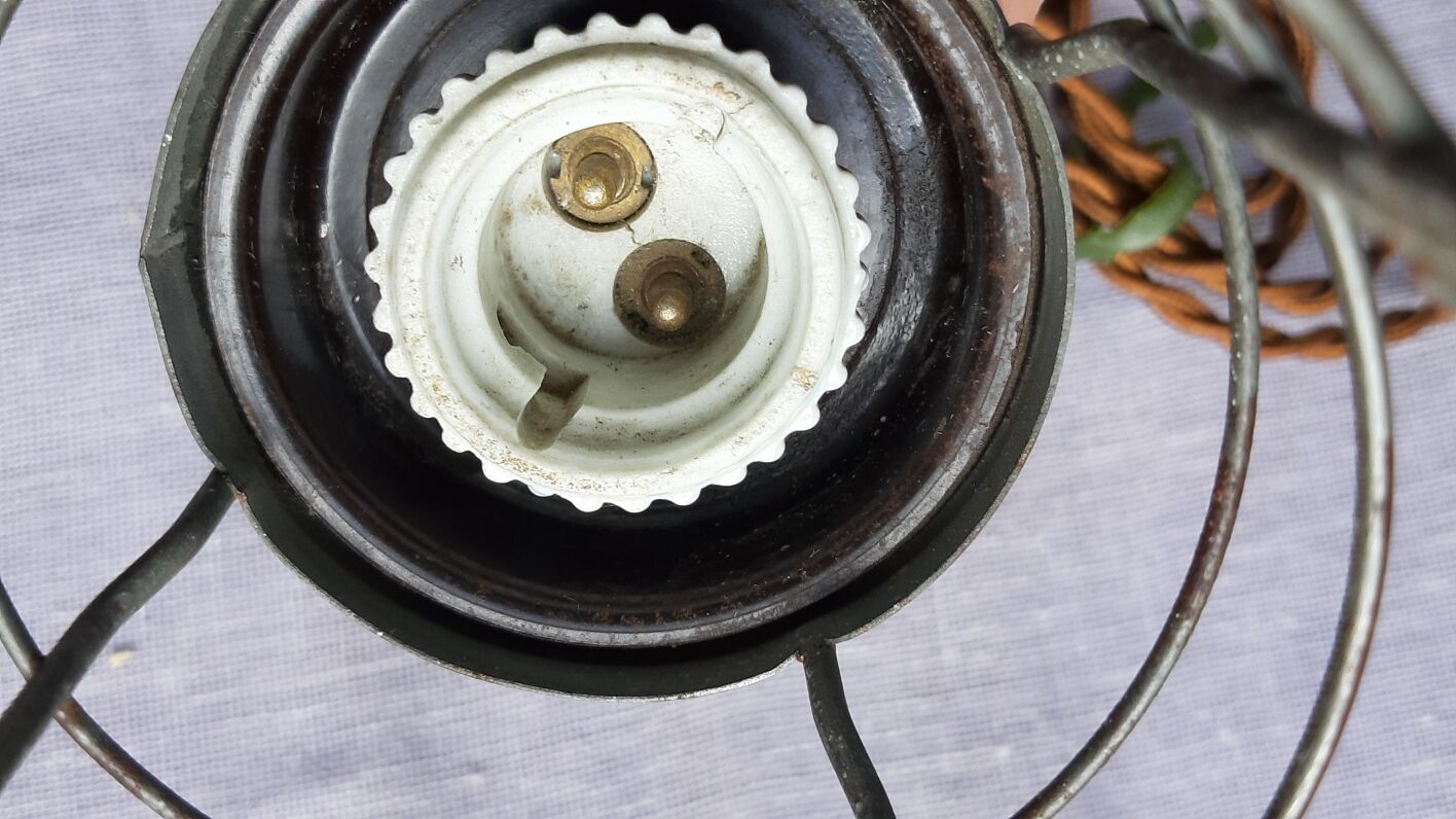 Vintage walking lamp