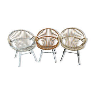 Lot of 3 chairs in rattan feet metal