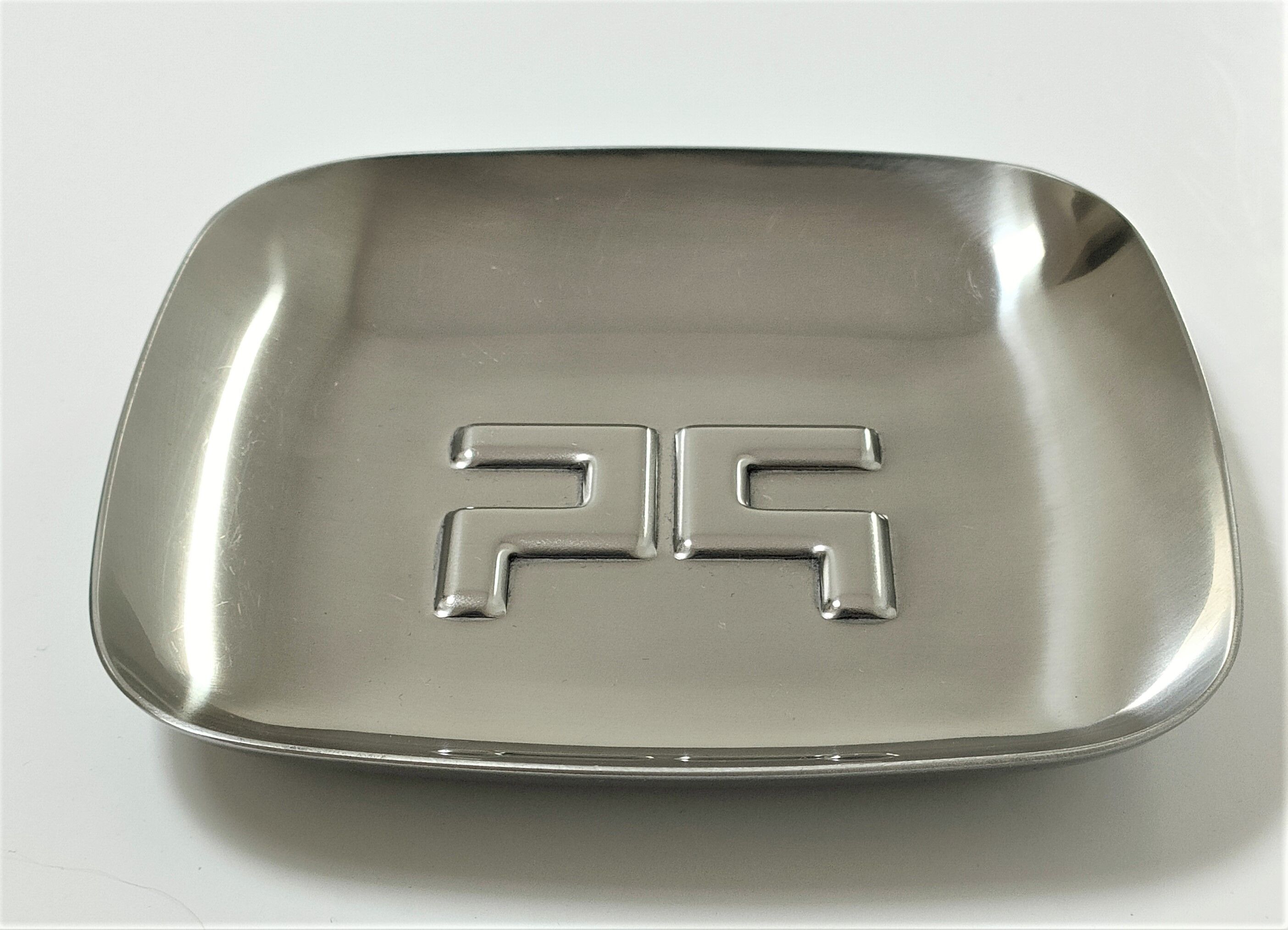 empty pocket monogrammed steel vintage design