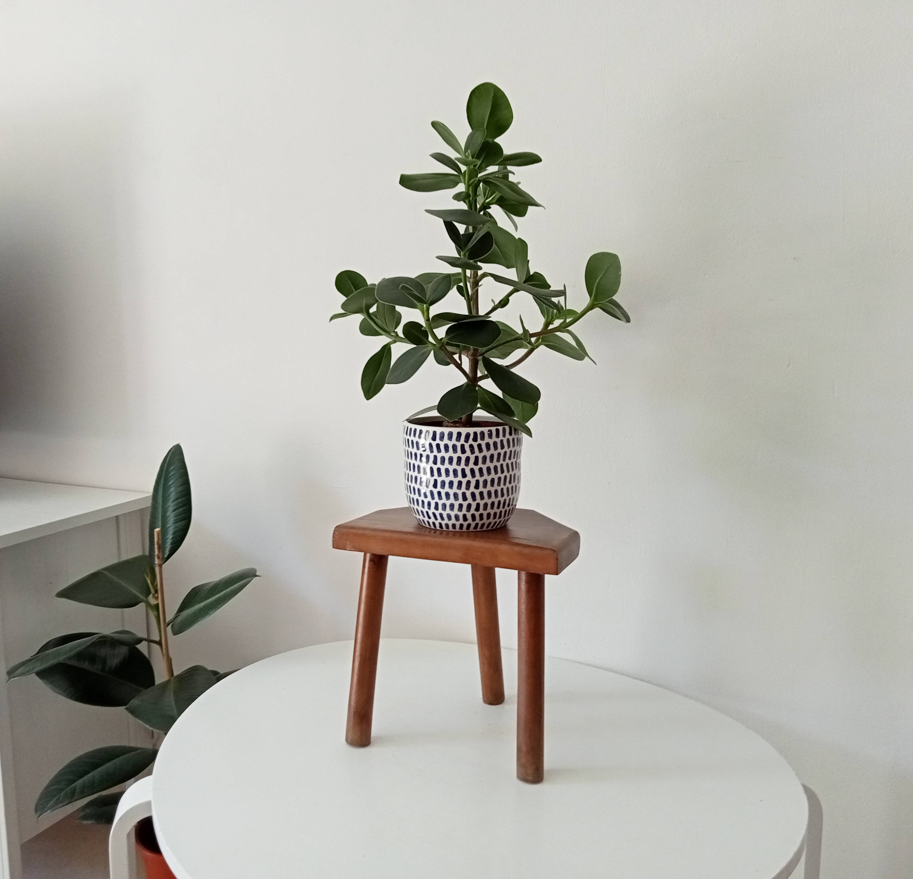 Tabouret tripode vintage