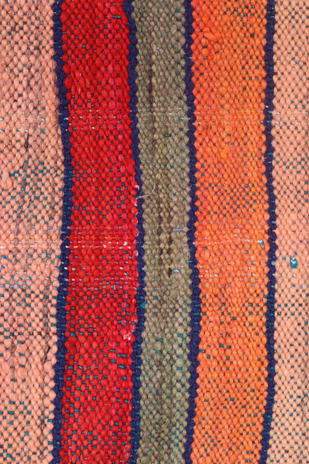 Coussin haïk rayé coloré en laine