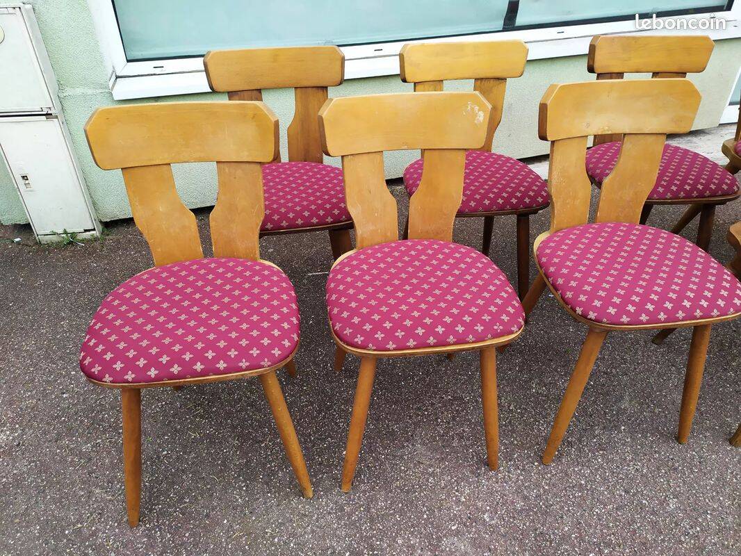 Set of 10 wooden bistro chairs with vintage cushions from the 70s/80s/90s