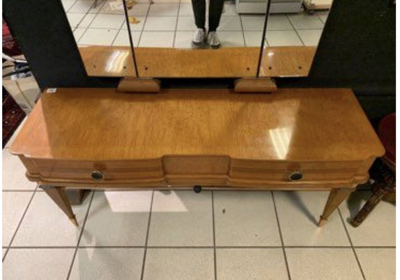 Art Deco dressing table with a triptych mirror in blonde maple and briar burl.