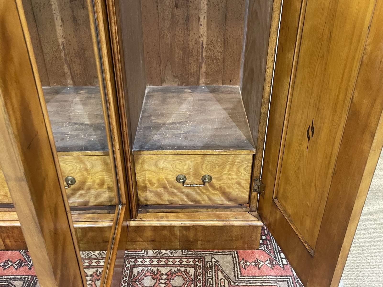 19th-century Victorian wardrobe in light mahogany - dismountable