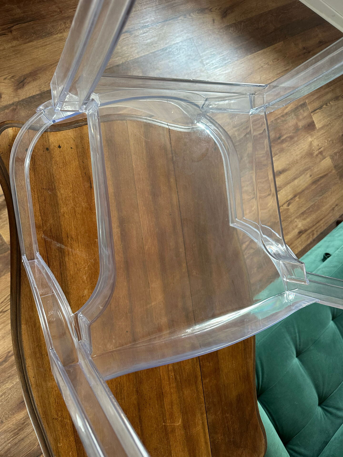 3 fauteuils style Kartell Louis Ghost transparents – Philippe Starck