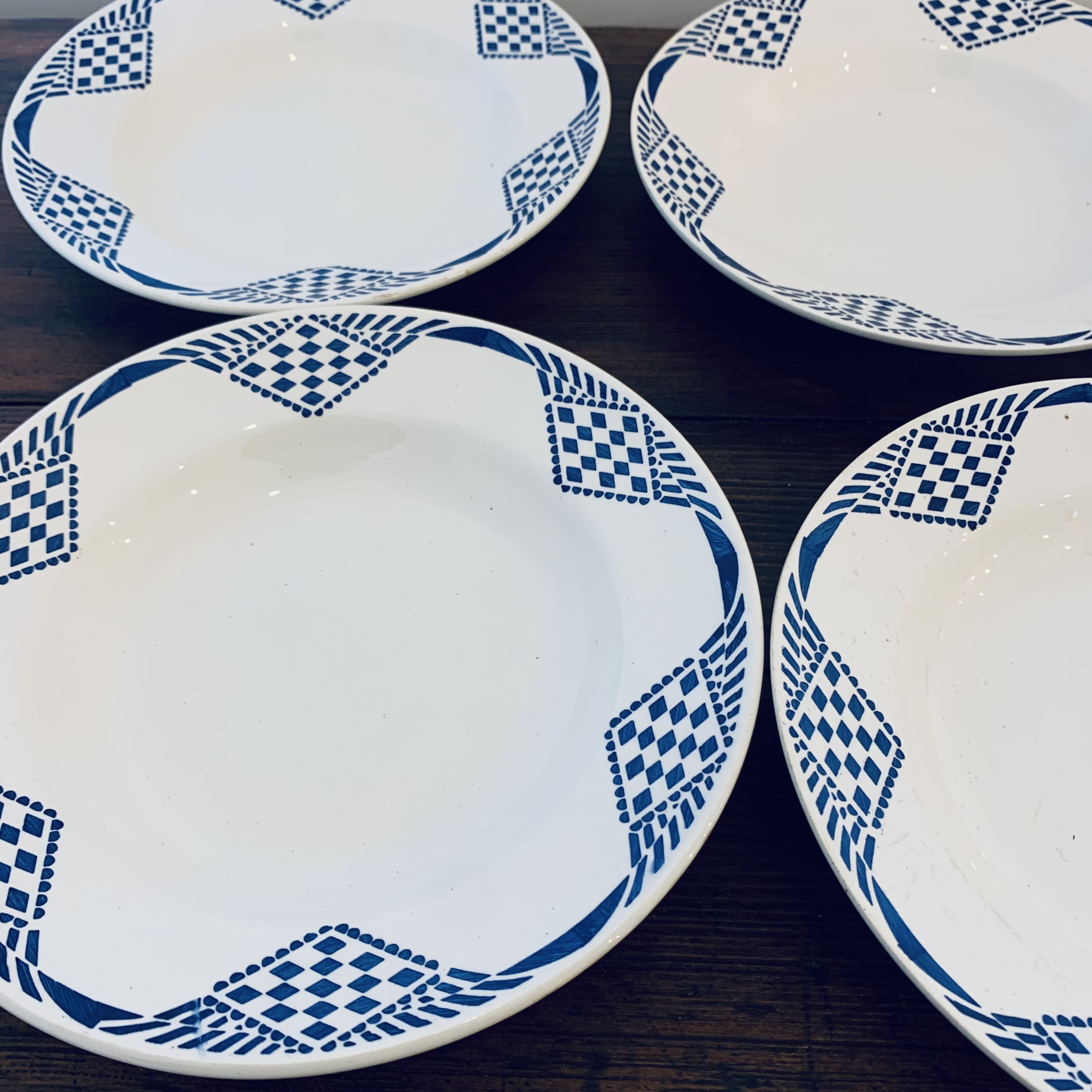 Set of 4 flat plates lustucru pattern