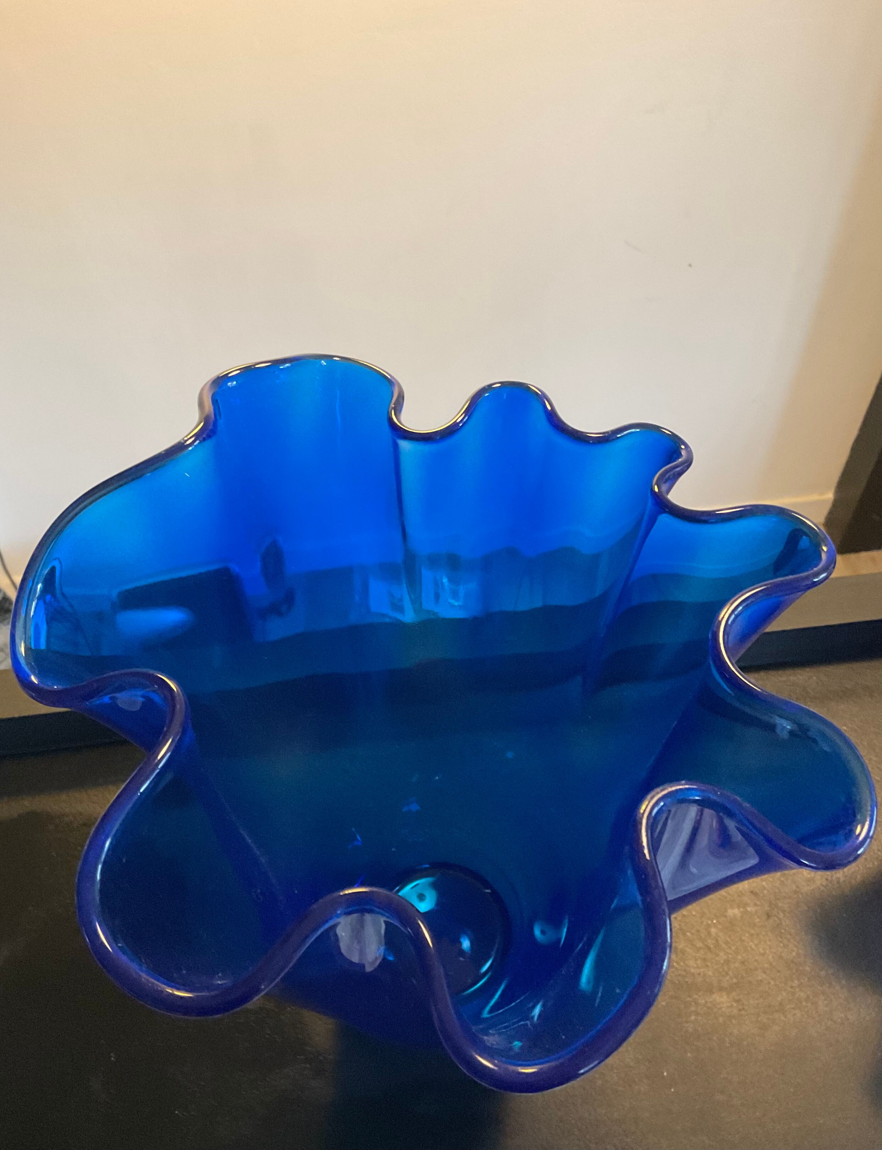 Duo of handkerchief vases in glass paste 70s-80s
