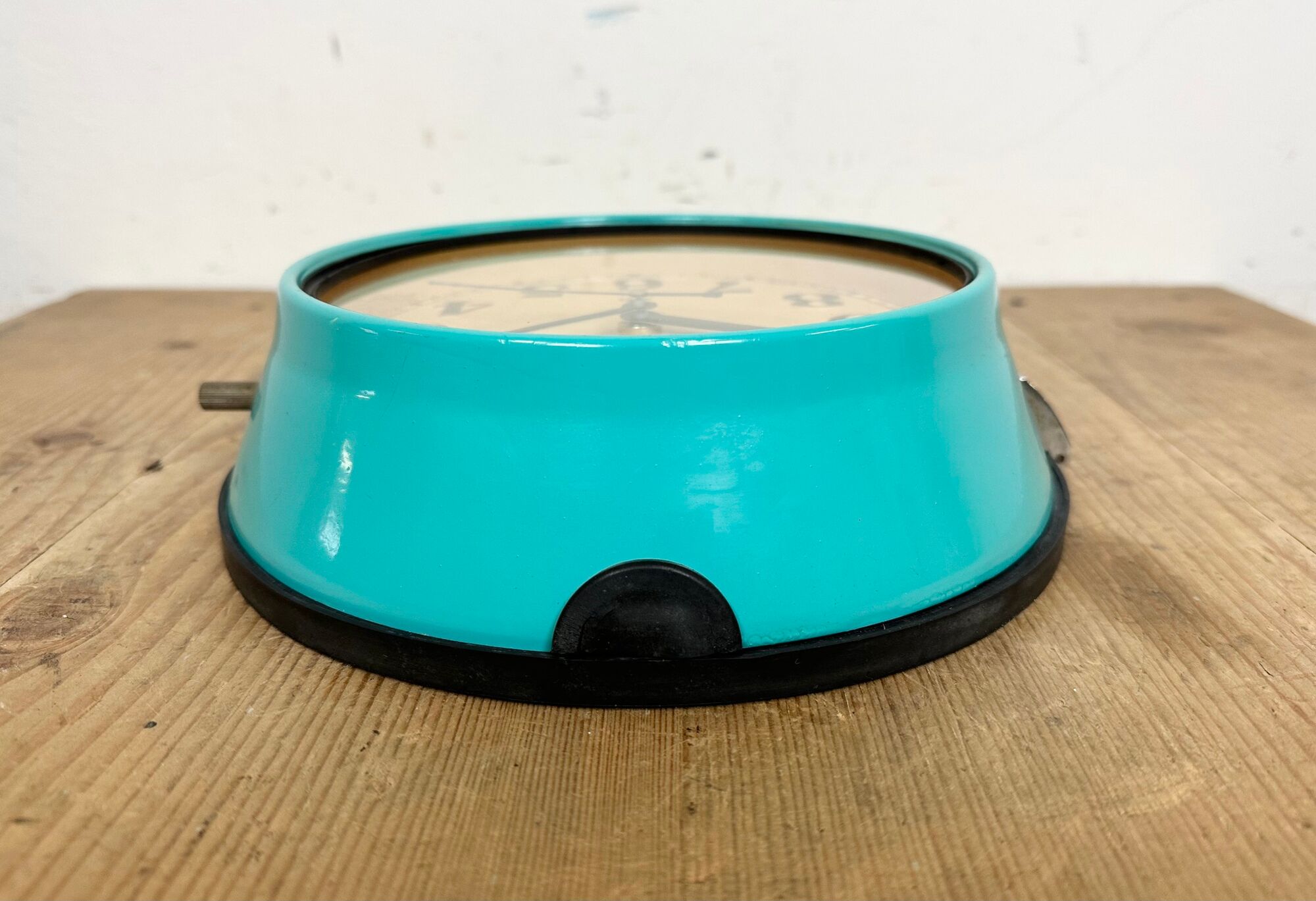 Horloge murale vintage turquoise seiko maritime, années 1970