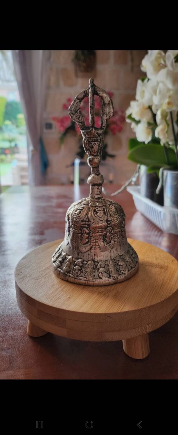 Bronze bell