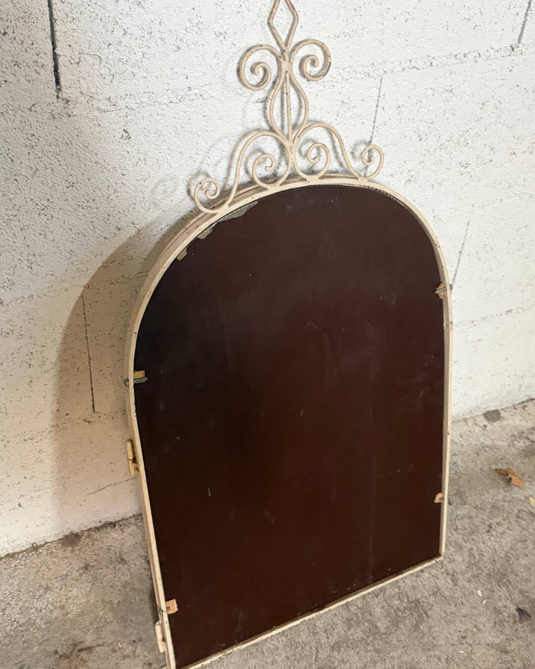 Metal mirror windows