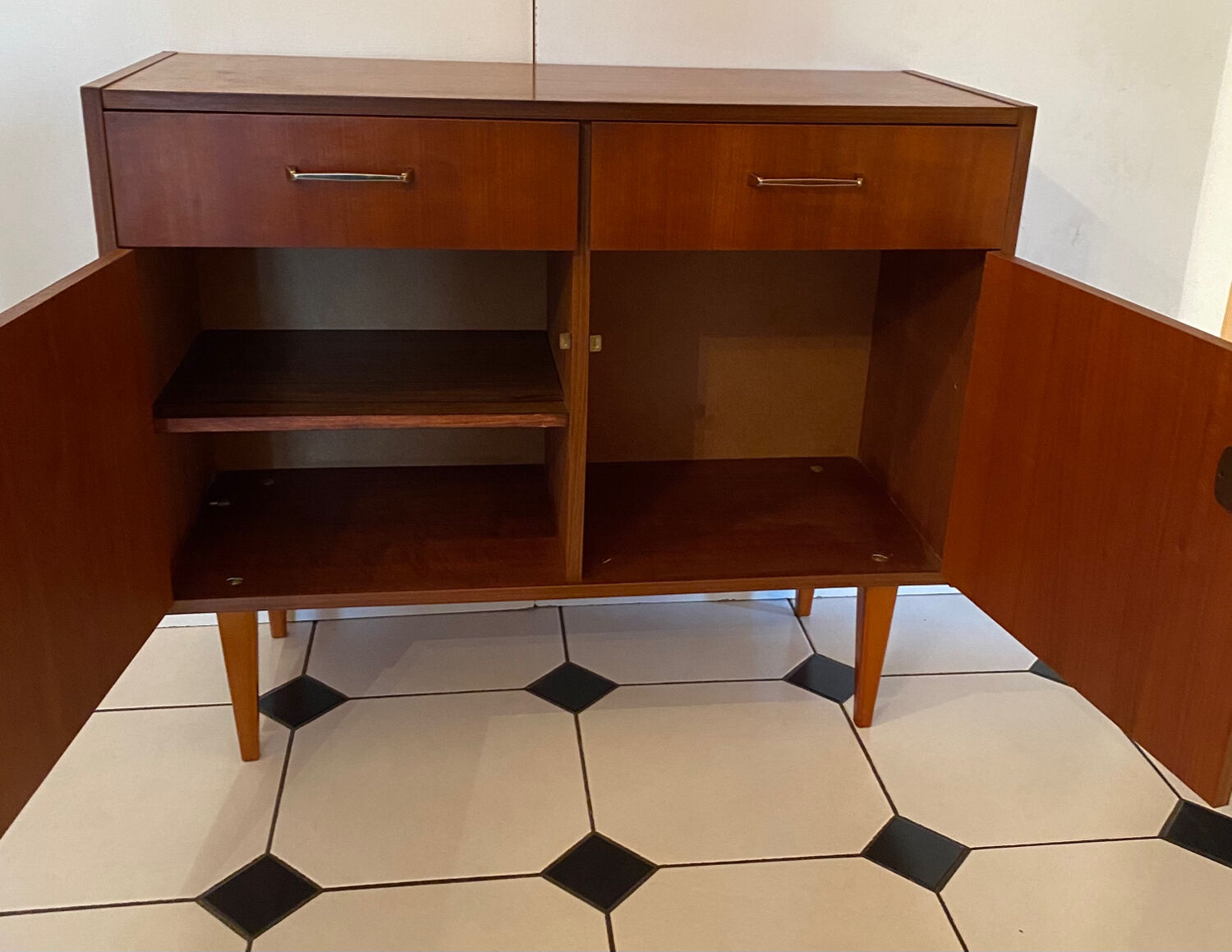Vintage chest of drawers 60s
