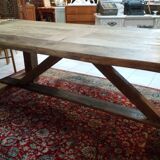 Farm table