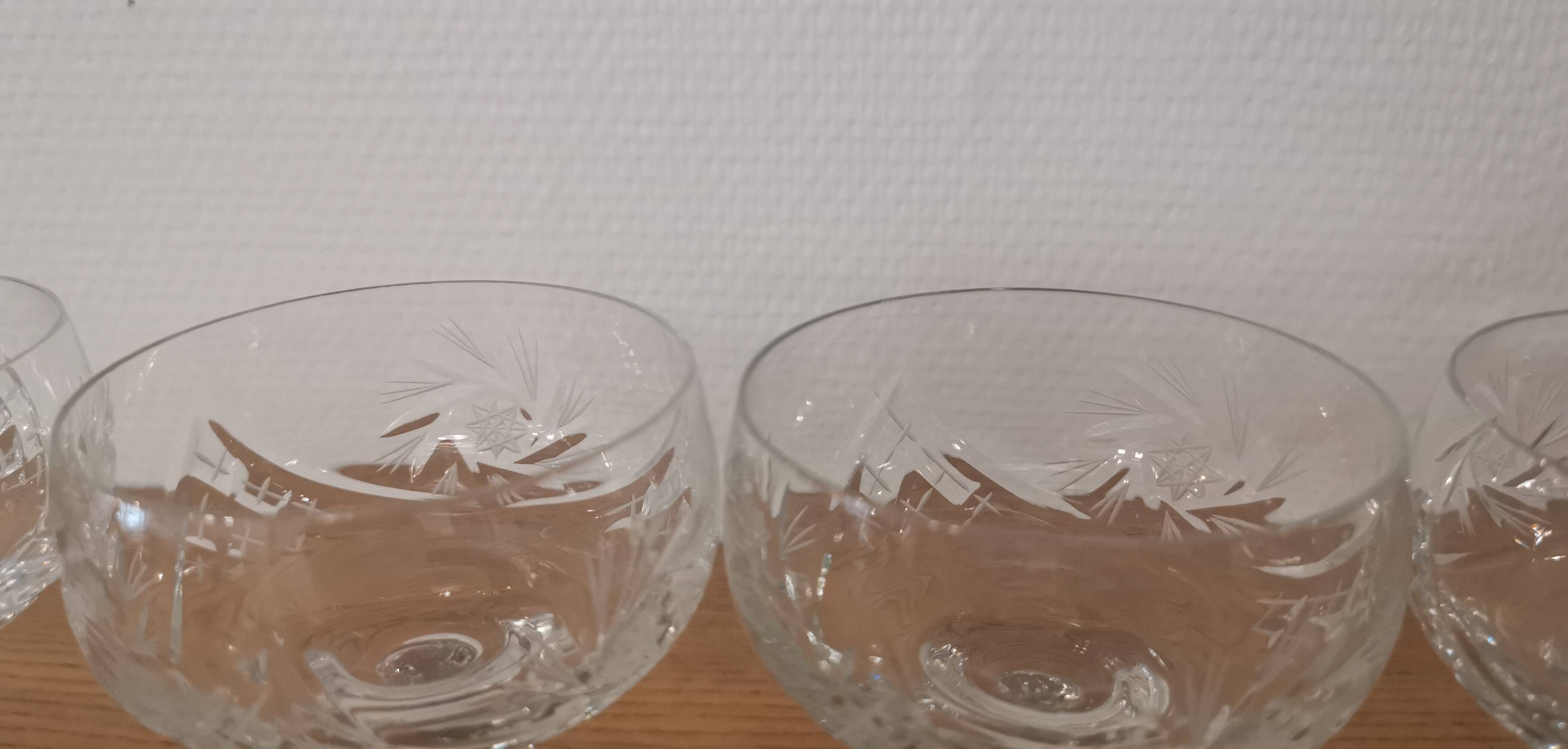 4 cut crystal champagne glasses