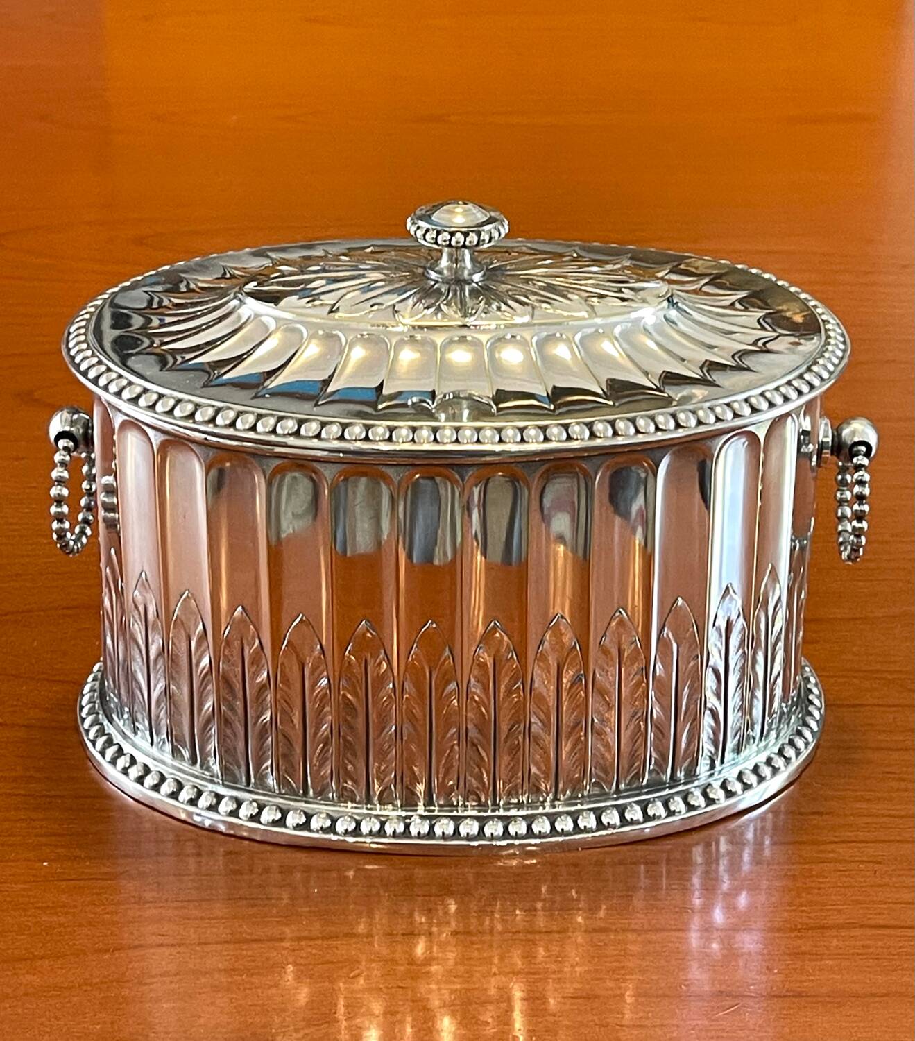 Christofle Gallia, large biscuit tin, early 20th century