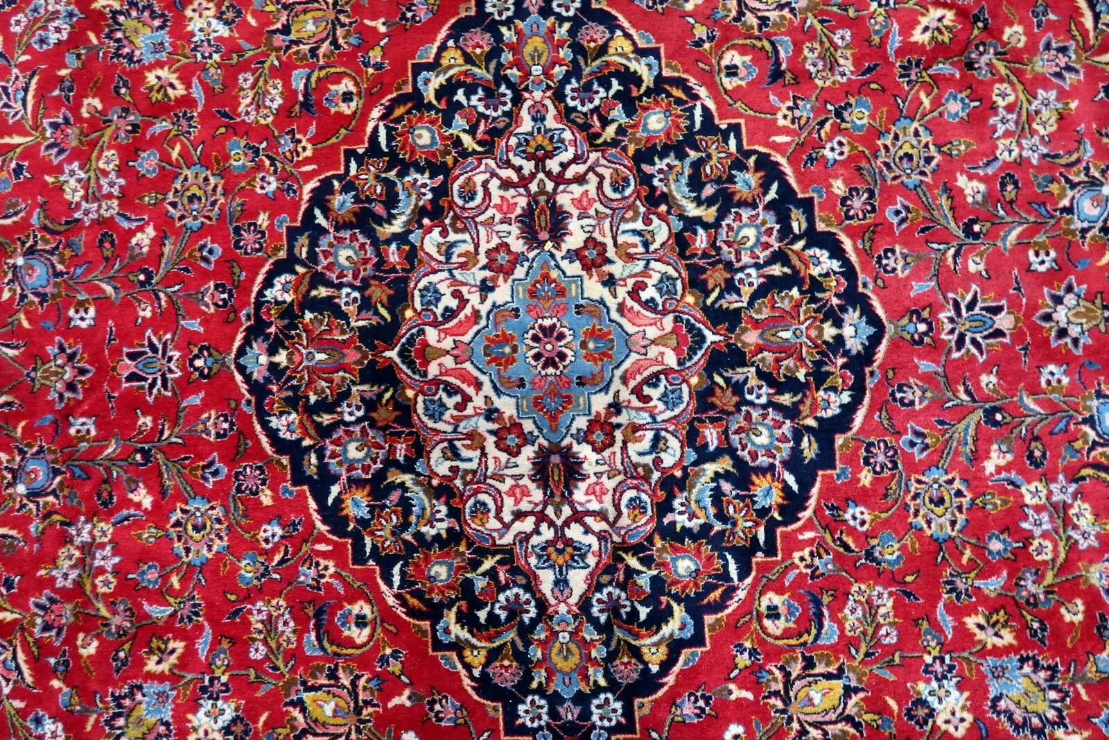 1920s handmade antique wool medallion rug, red & navy, 298 × 411 cm - 1C1302