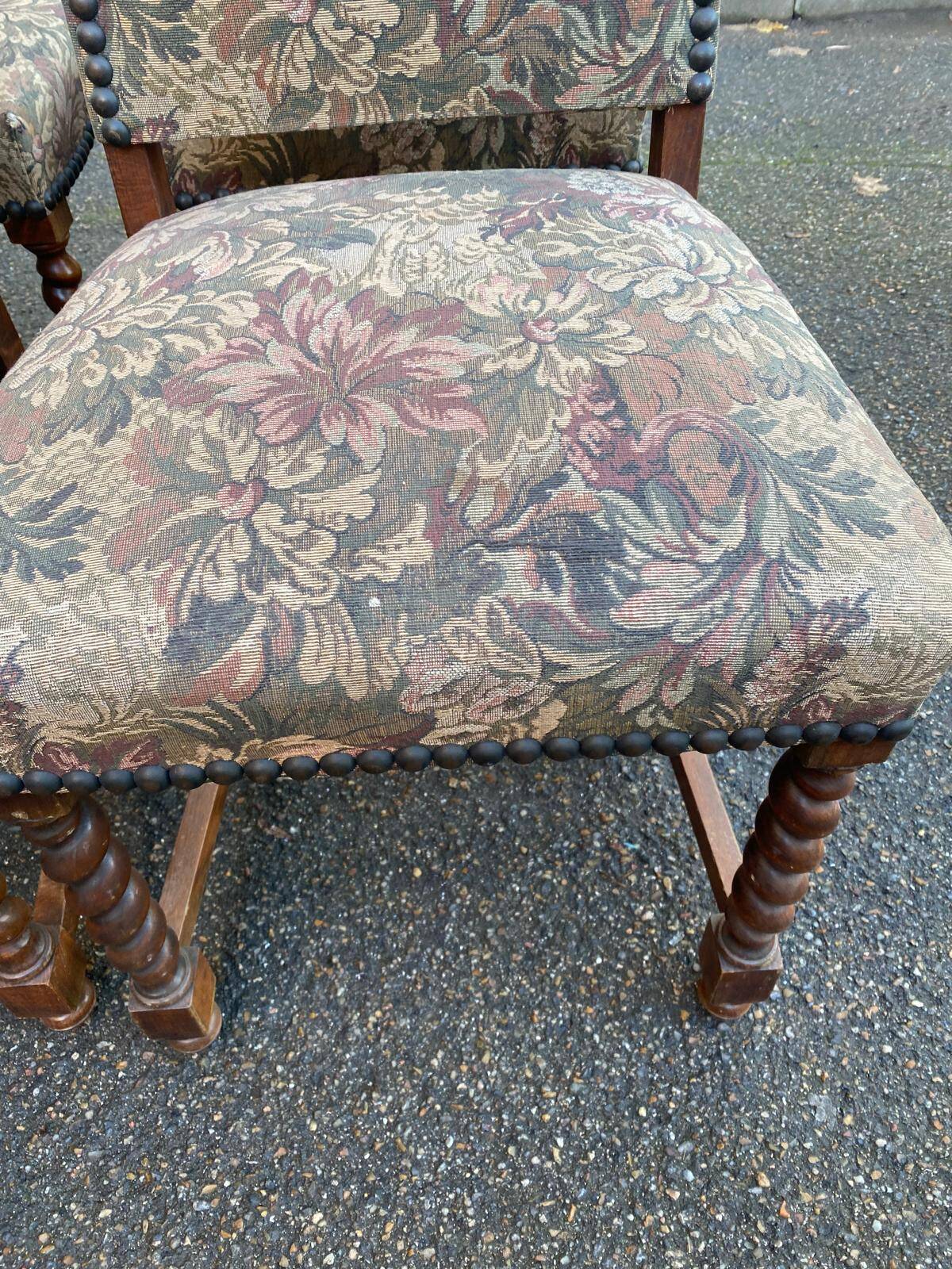 6 chaises à manger Louis XIII bois massif torsadés et tissu écru du 19ème