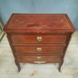 Petite commode marquettée de style transition