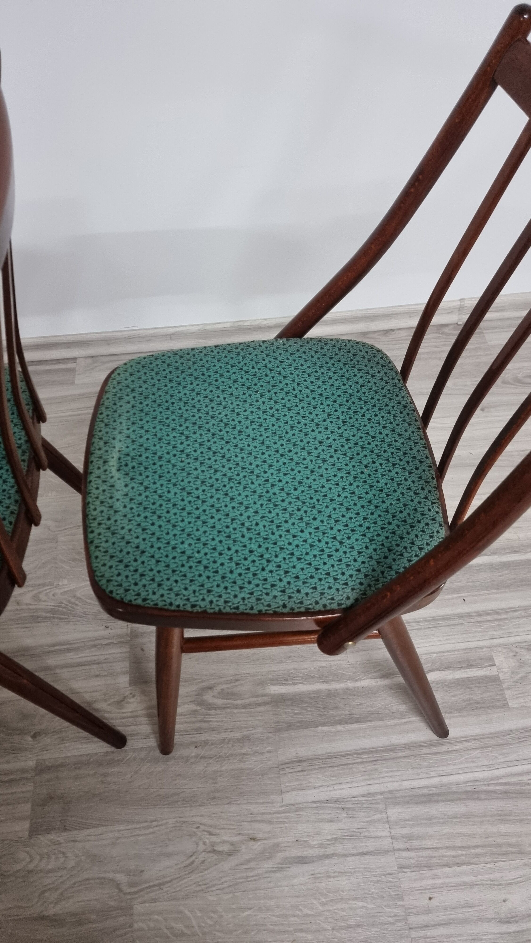 Chairs by Antonín Šuman for Ton, Set of 4