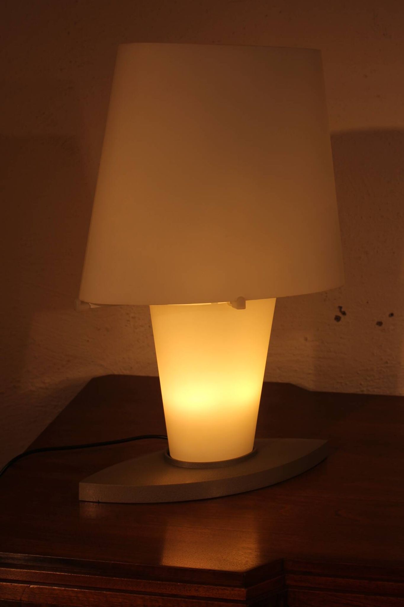 Italian stilnovo lamp