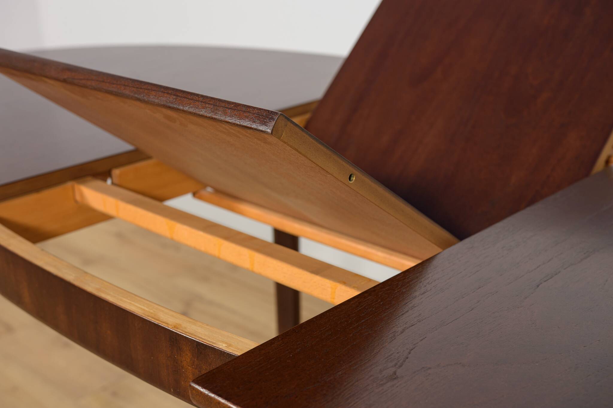 Mid-Century Oval Extendable Teak Dining Table from McIntosh, 1960s