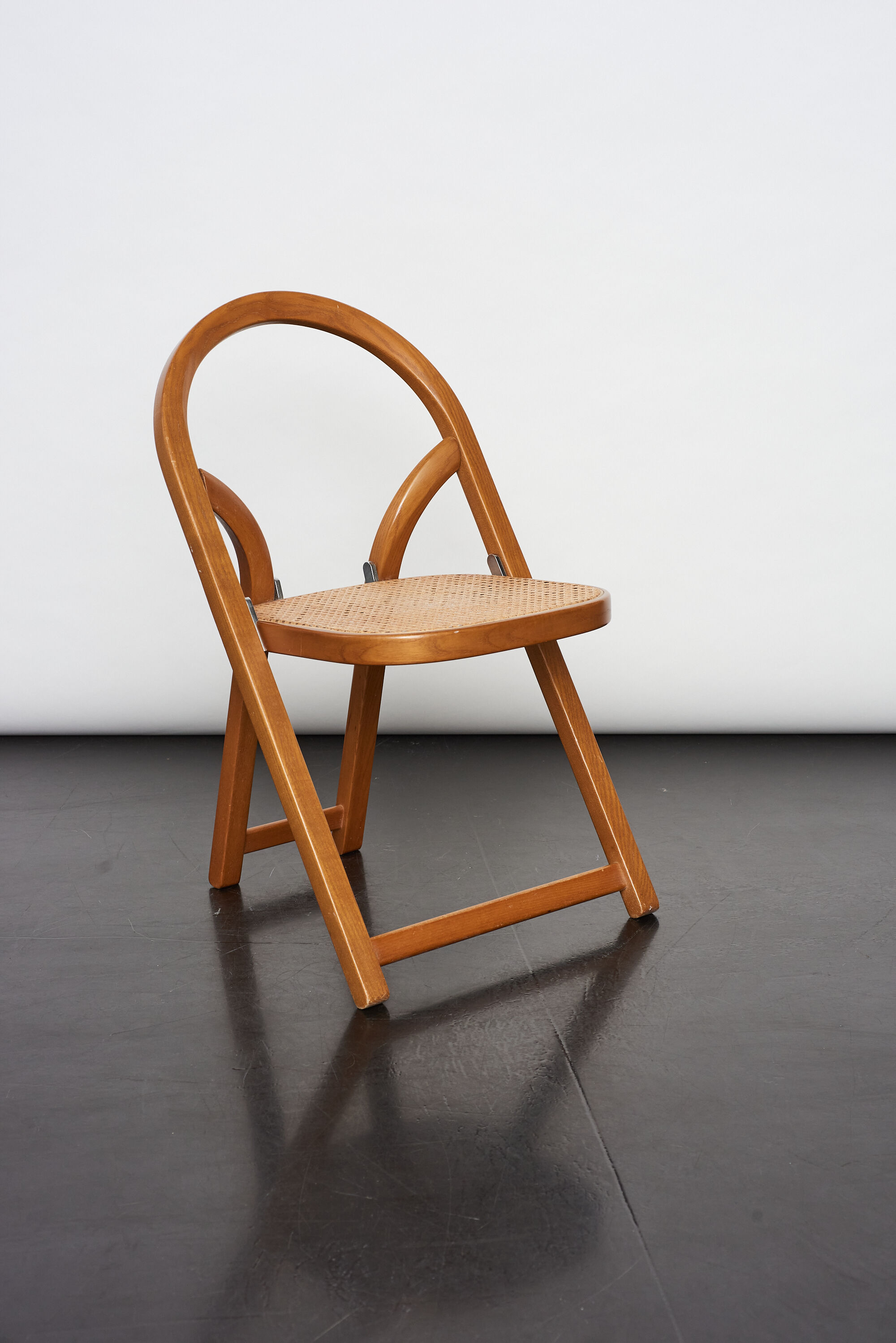Folding Arca chair designed by Gigi Sabadin for Crassevig, Italy 1974.