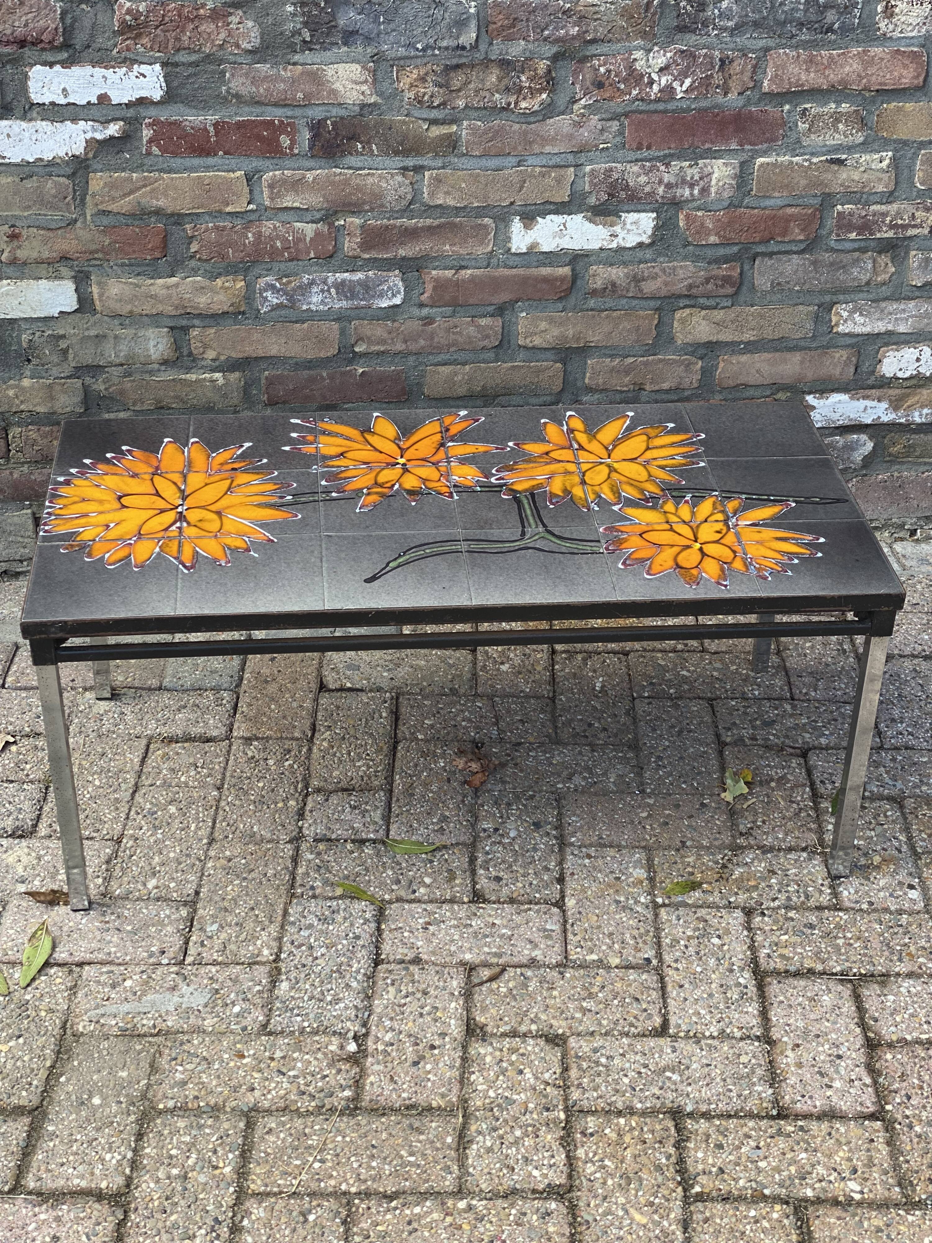 Adri Vintage Ceramic Coffee Table