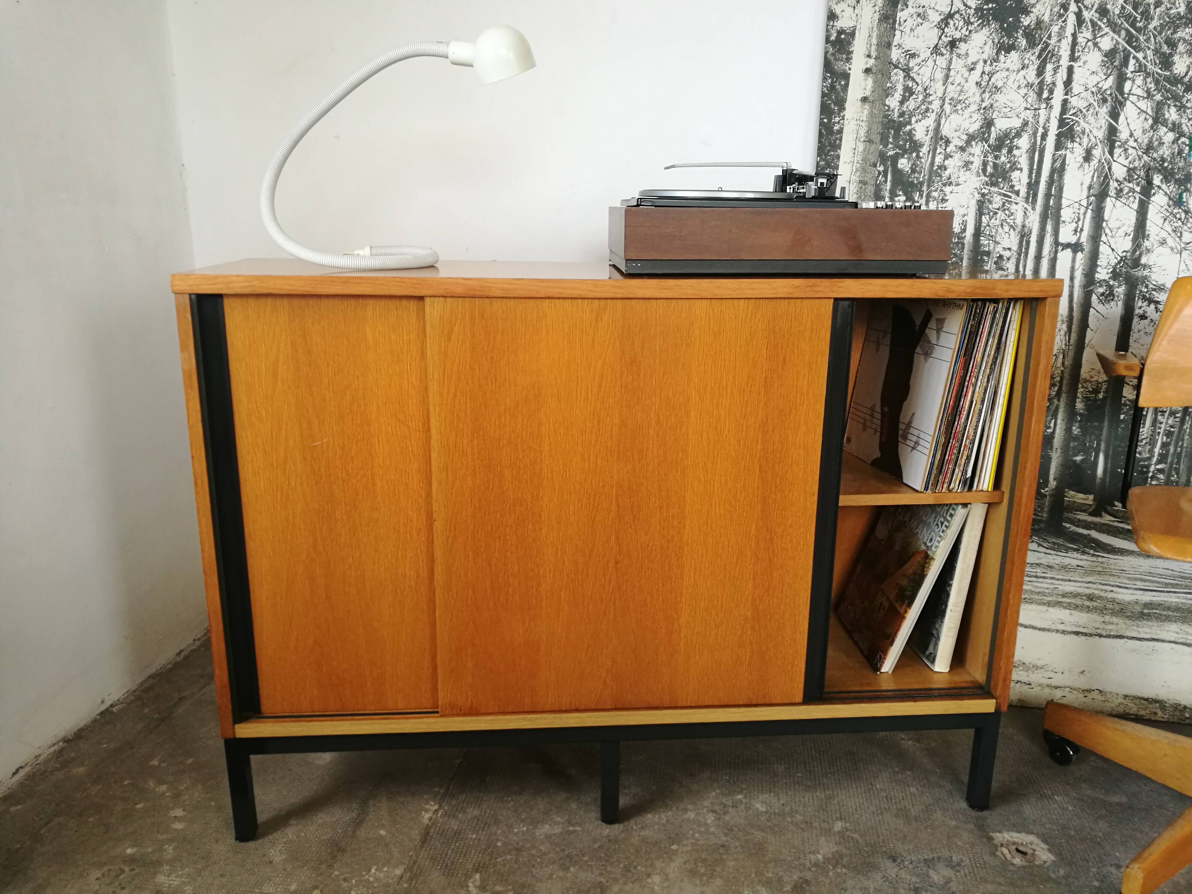 Vintage top sideboard from the 80s, sliding doors