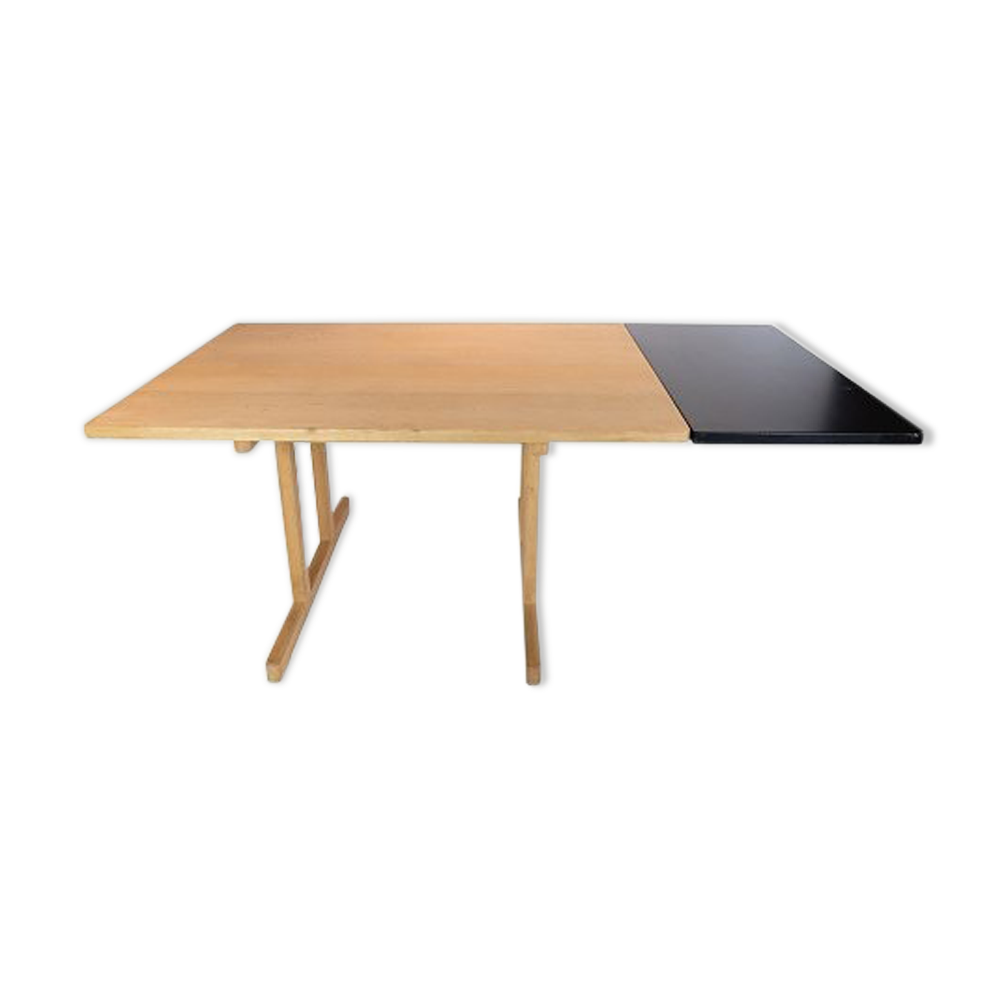 Shaker dining table, model C18 by Børge Mogensen