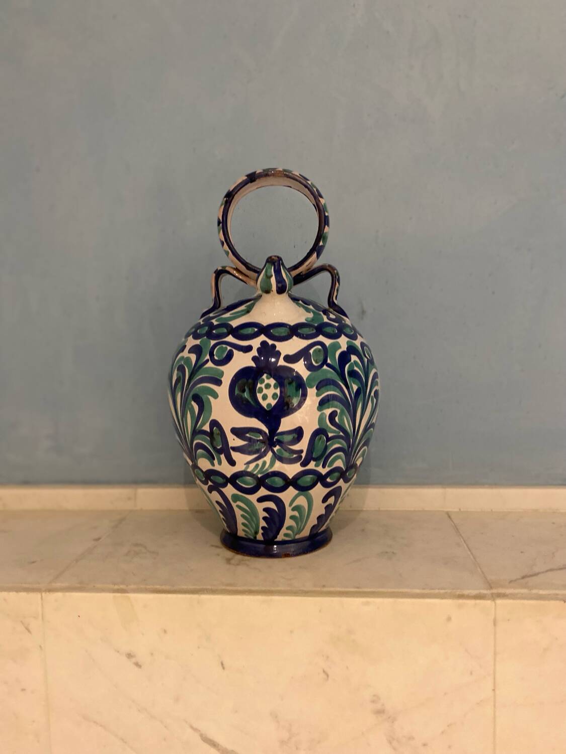 Popular Fajalauza pitcher (ceramic grenadine.)