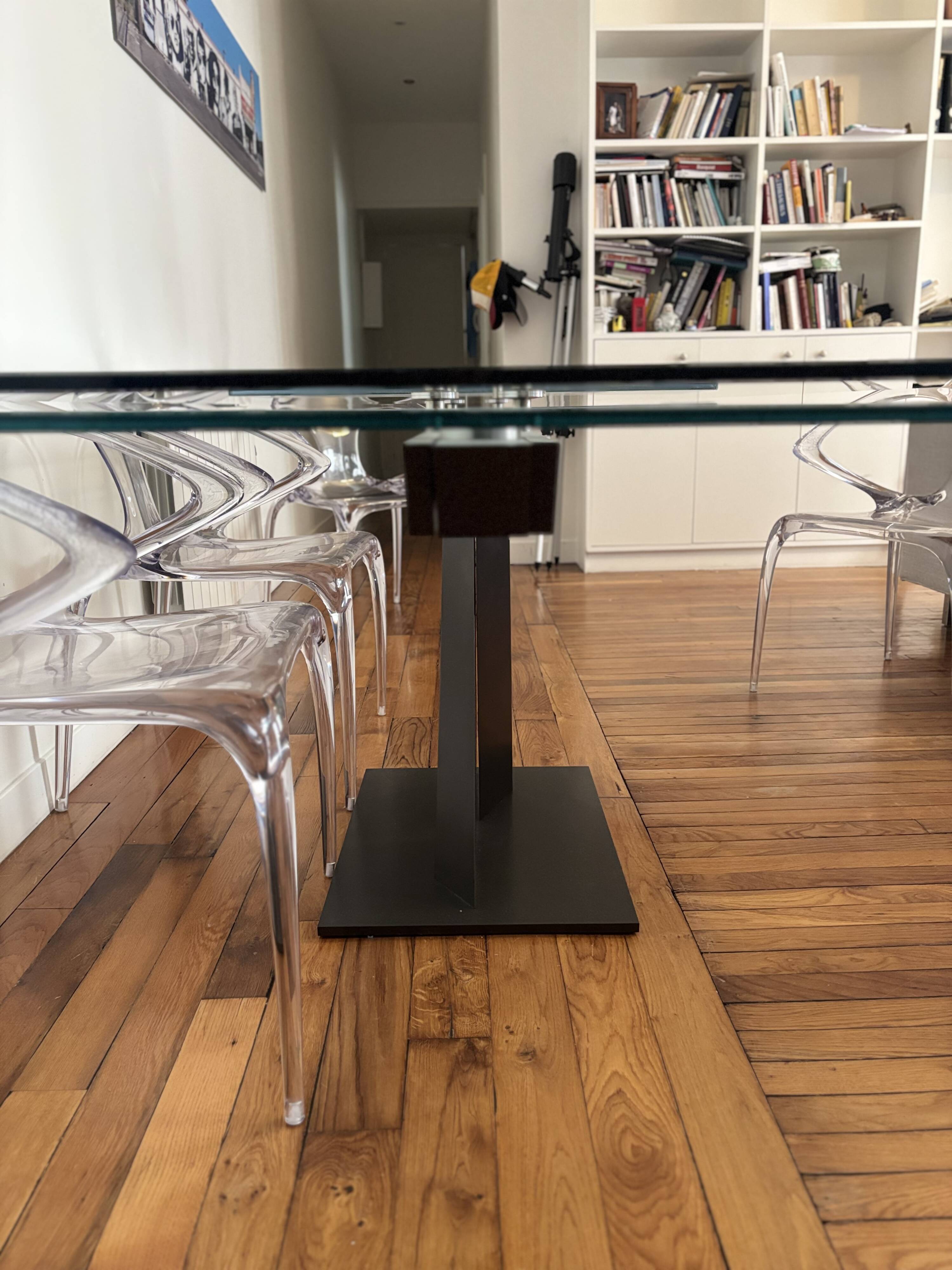 Table de repas roche bobois avec 2 allonges de 40 cm intégrées