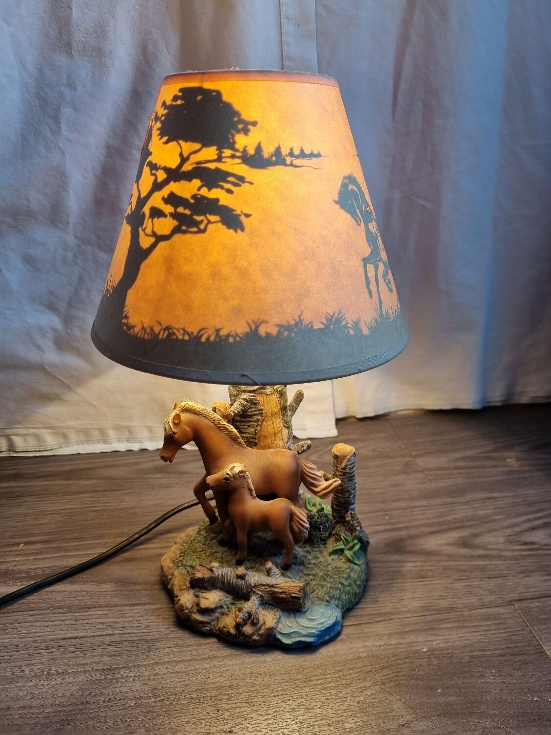 Horse bedside lamp