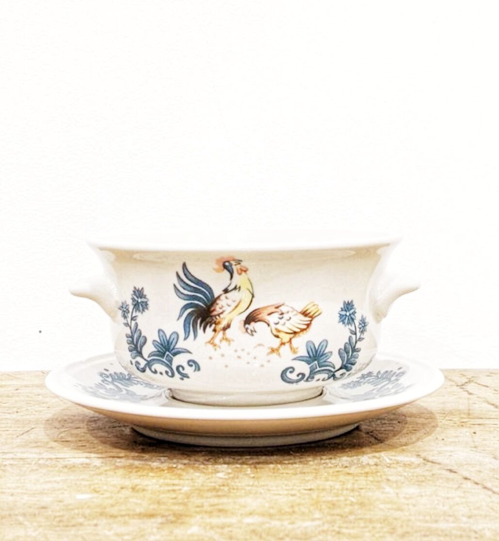Vintage bowl '70 says "eared"