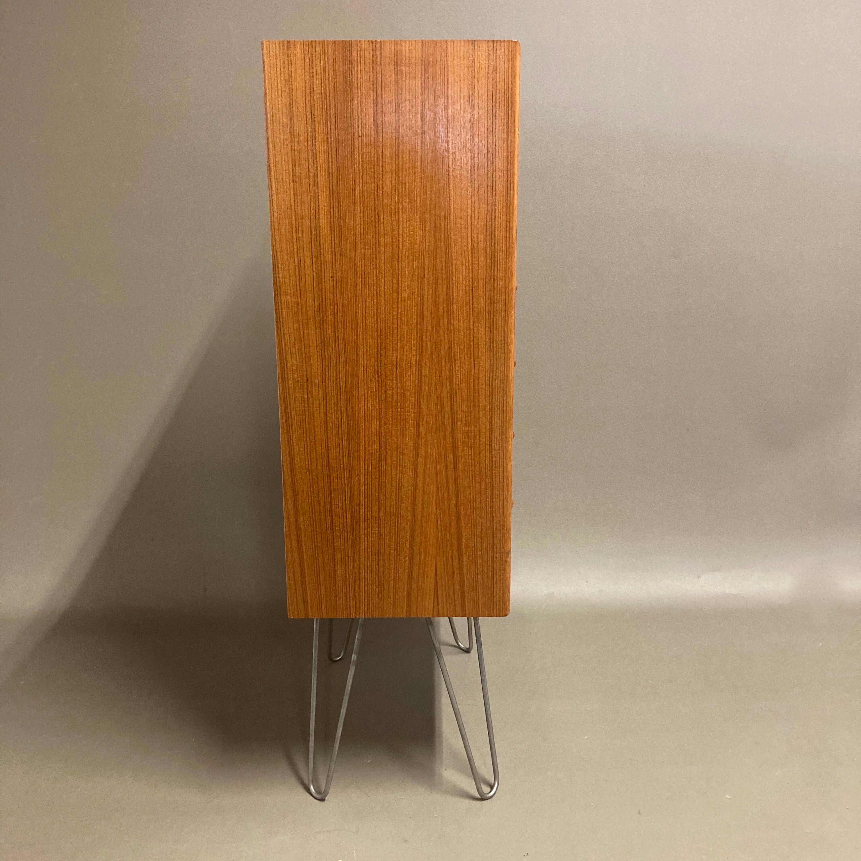 Duo de commodes design scandinave 1950.