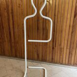 Mute valet in lacquered steel tube, Paolo Cagliari, Penta 1980